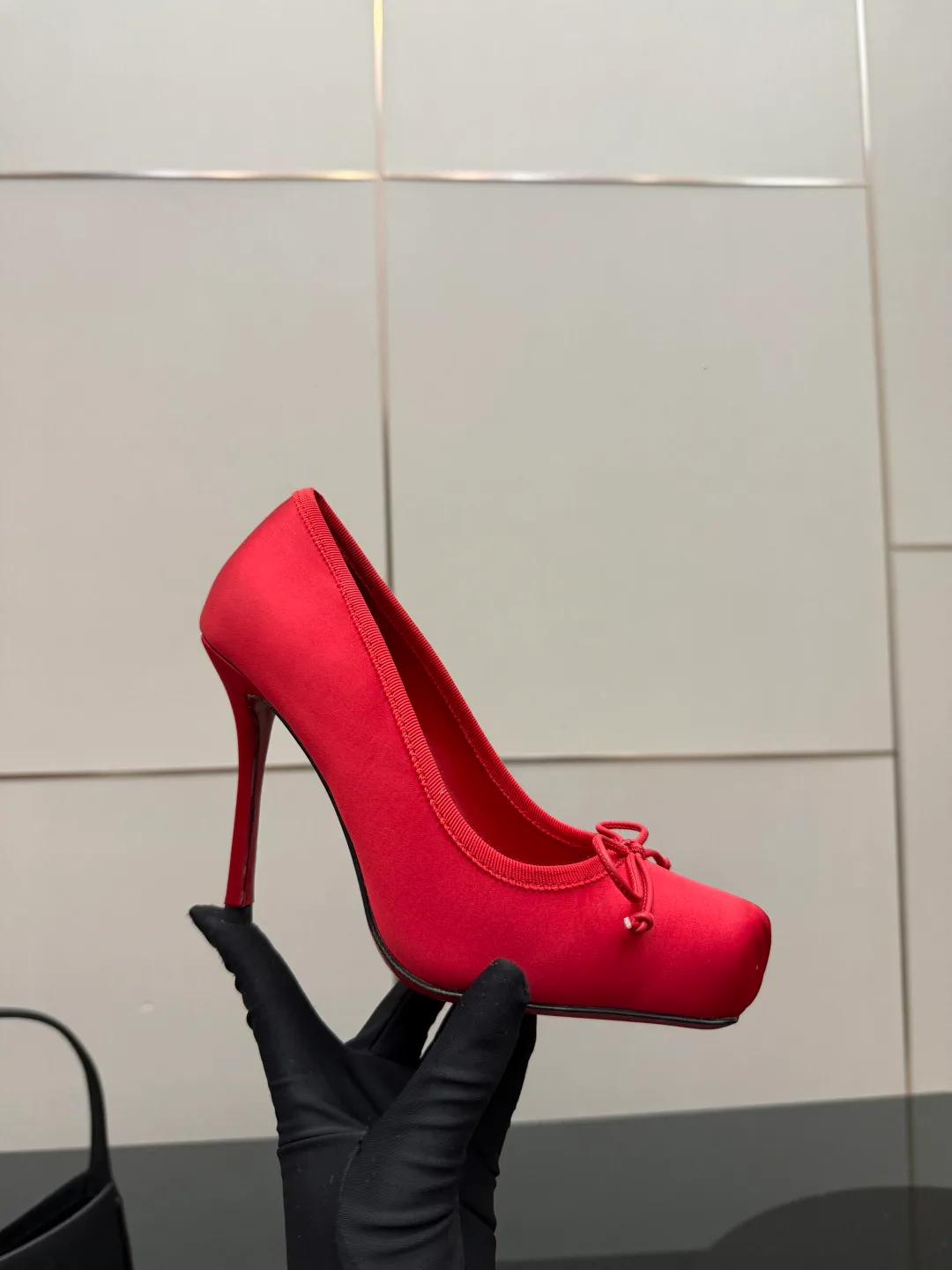 Туфли Женские Christian Louboutin 339129