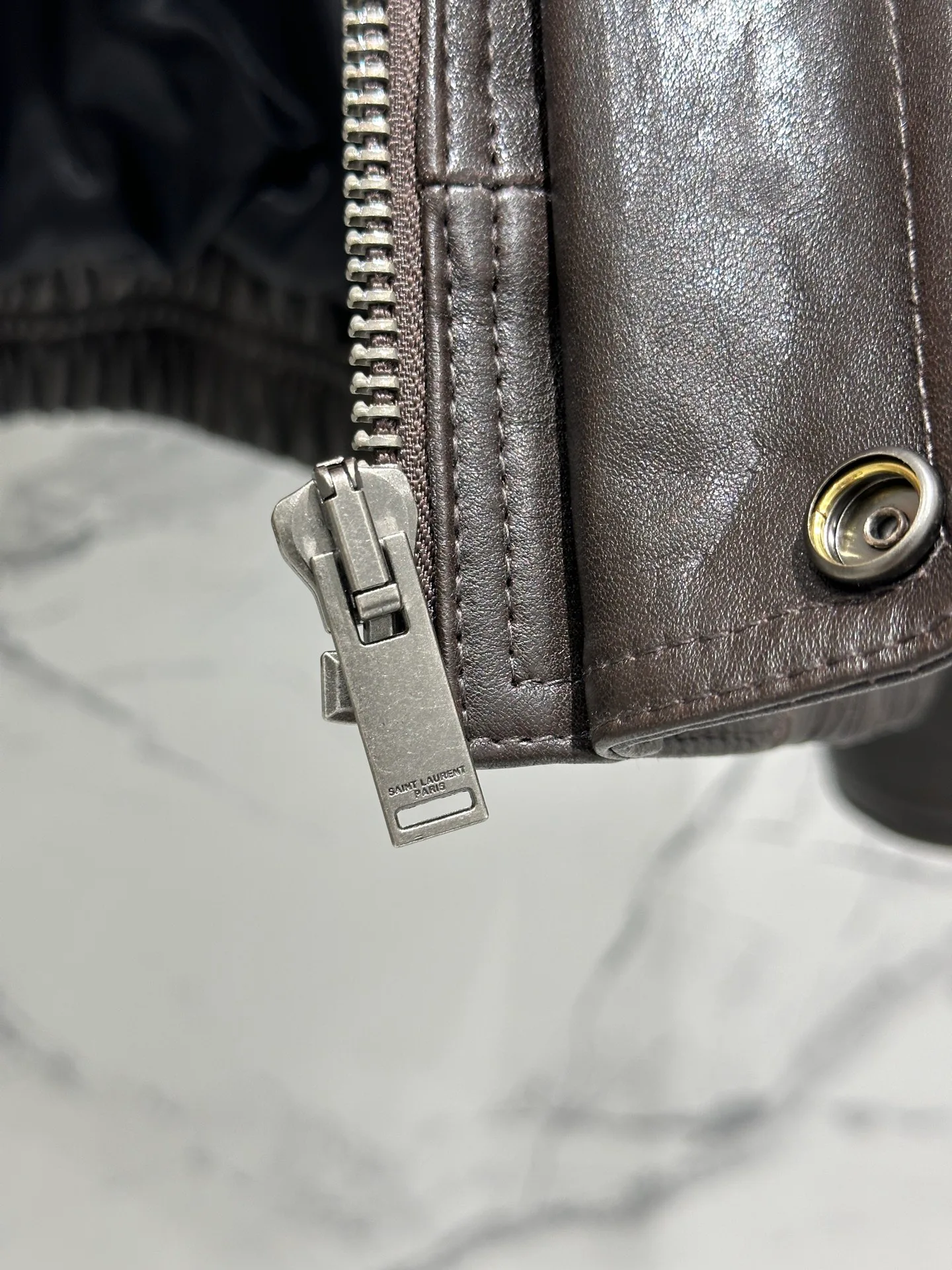 Кожаные Куртки И Дублёнки Женские Saint Laurent 11164736