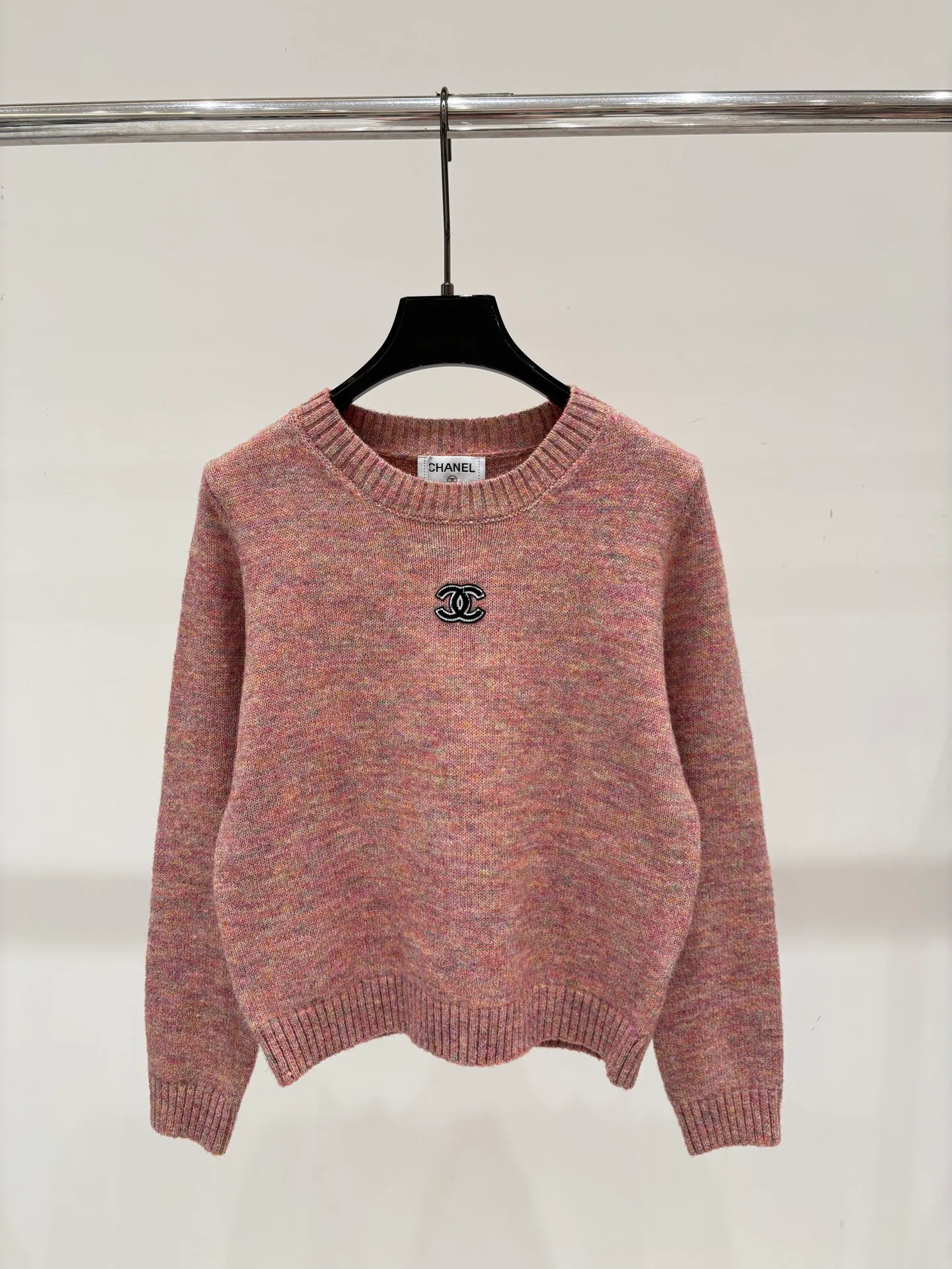 Джемперы И Свитеры Женские Chanel 17932552