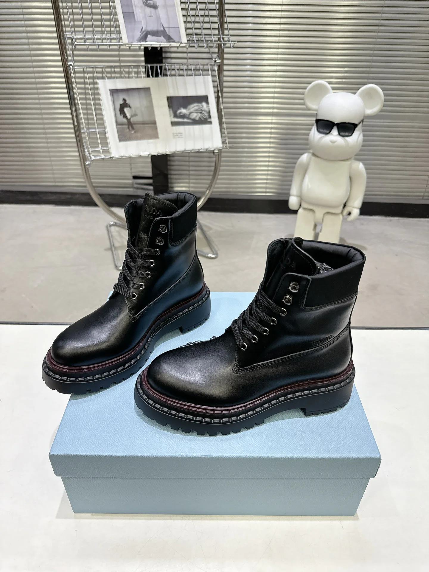 Ботинки Женские Prada 18703070