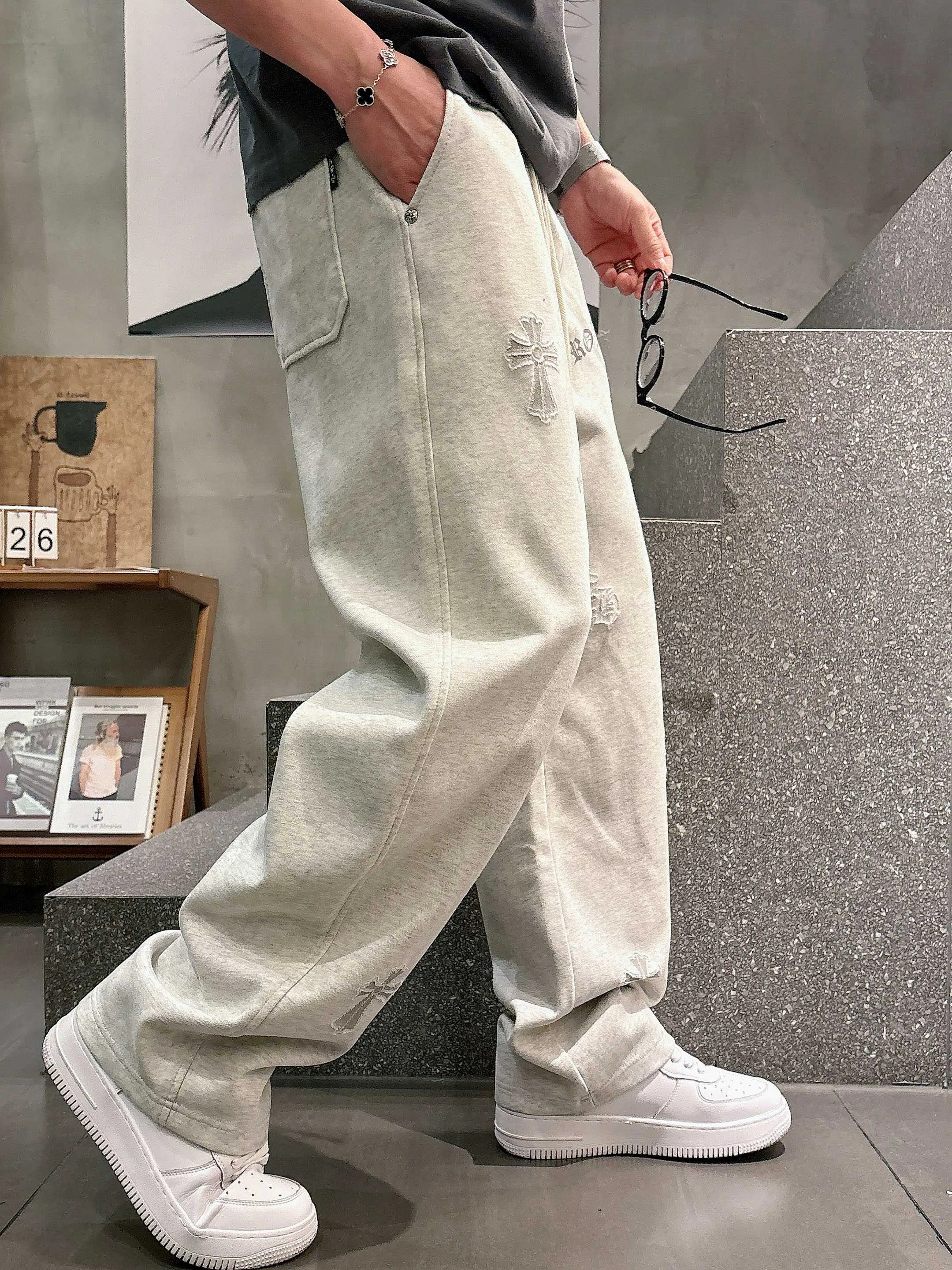 Брюки Мужские Chanel 11695068