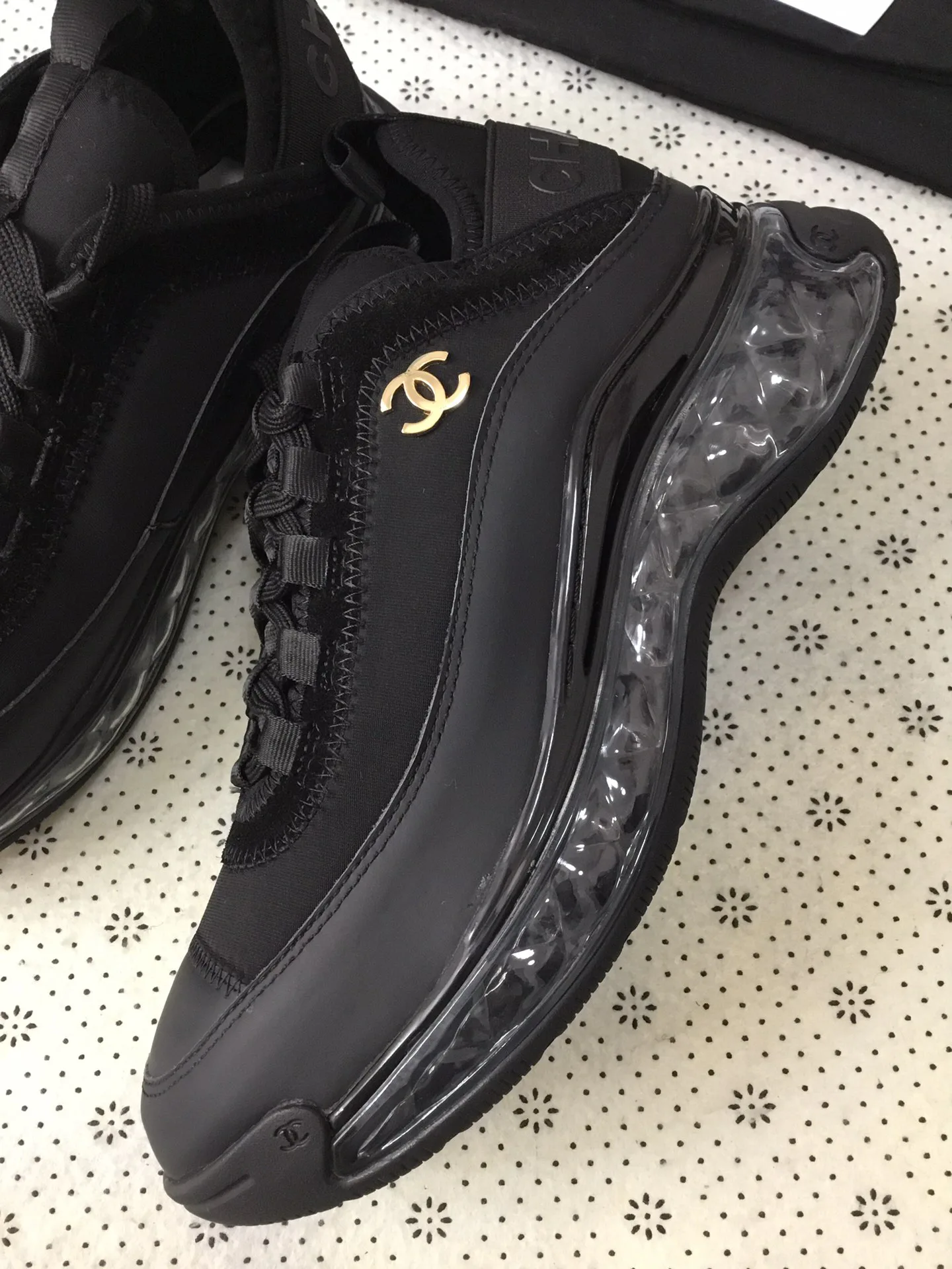 Кроссовки Женские Chanel 13707