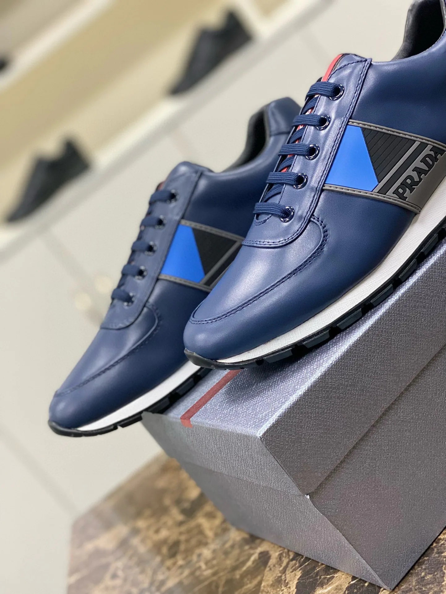 Кроссовки Мужские Prada 6264175