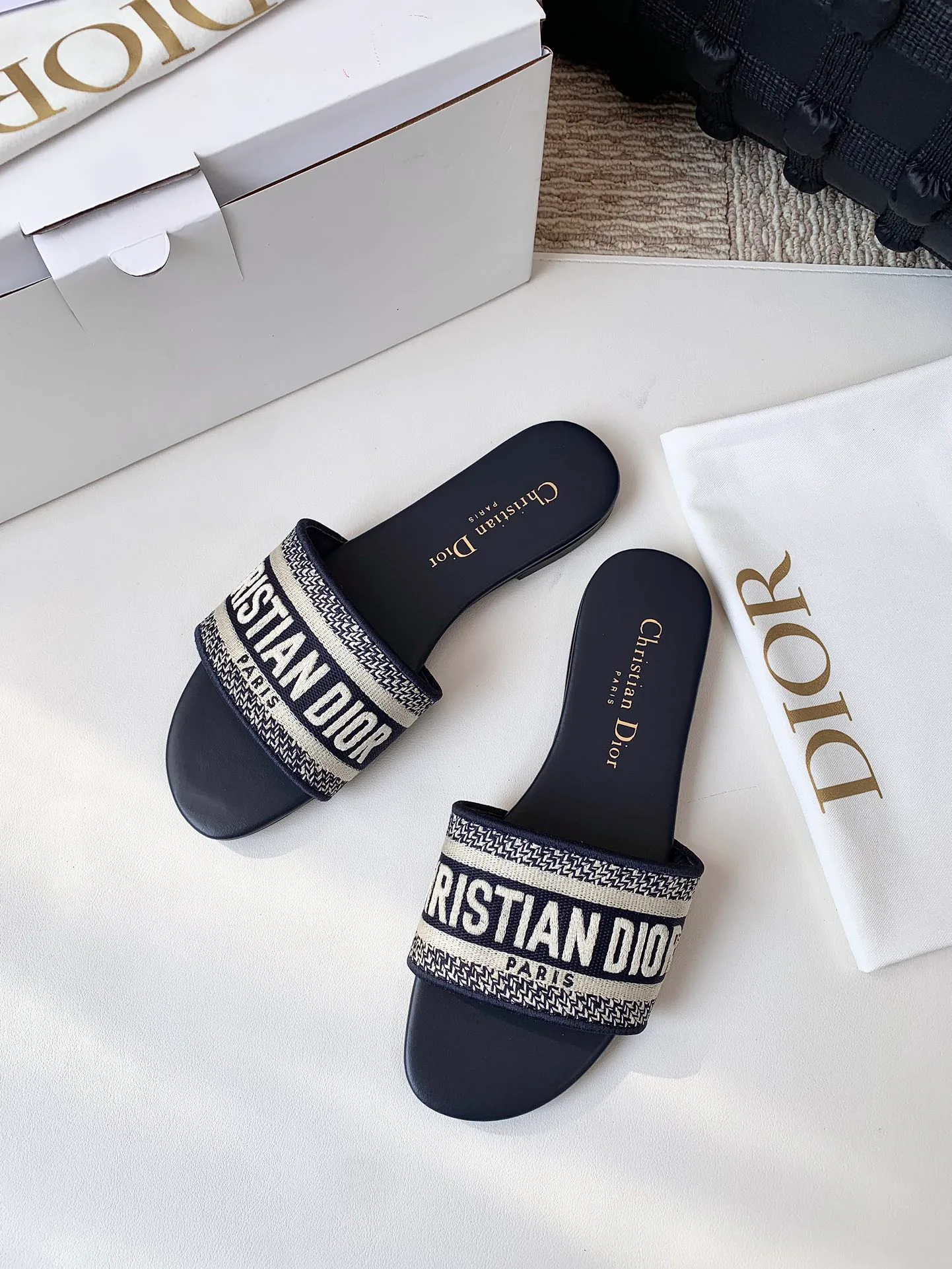 Шлепанцы Женские Christian Dior 12679393