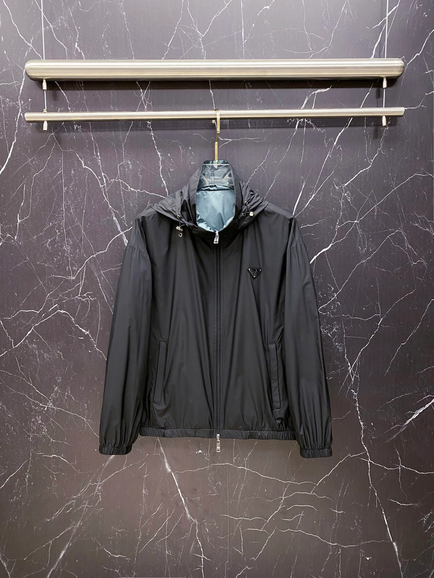 Куртки И Пуховики Женские Prada 9760616