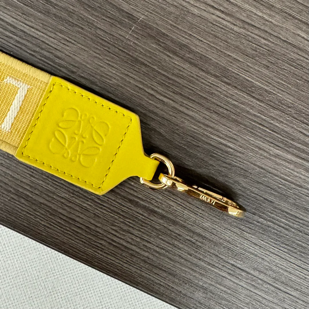 Ремни Loewe 690266