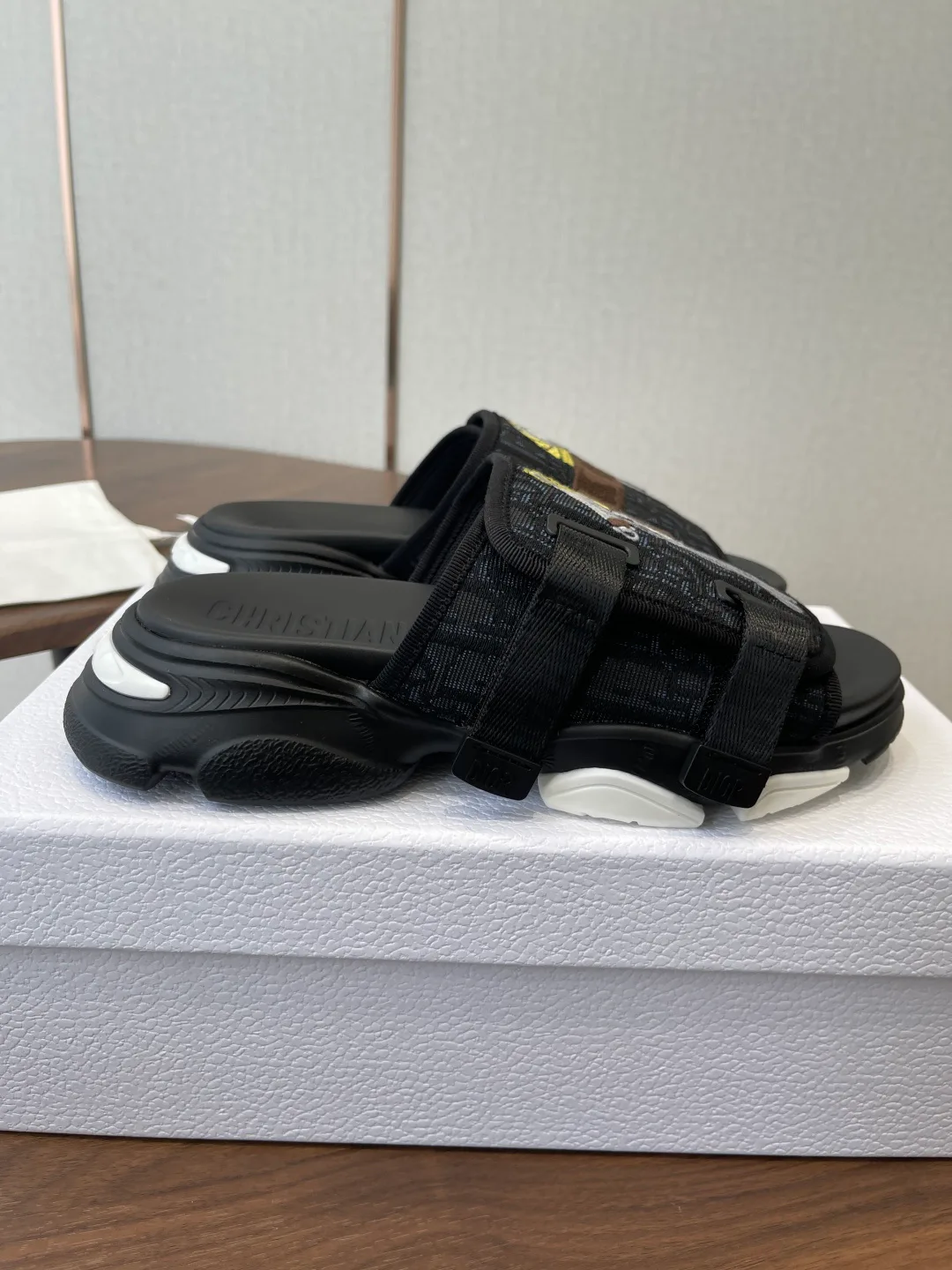Шлепанцы Женские Christian Dior 11427956