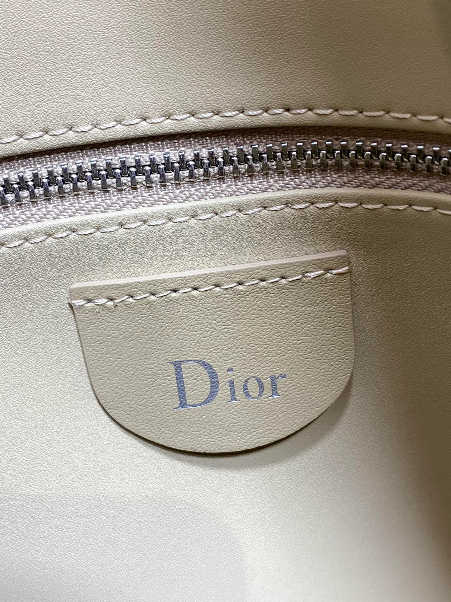 Сумки На Ремне Женские Christian Dior 11685112