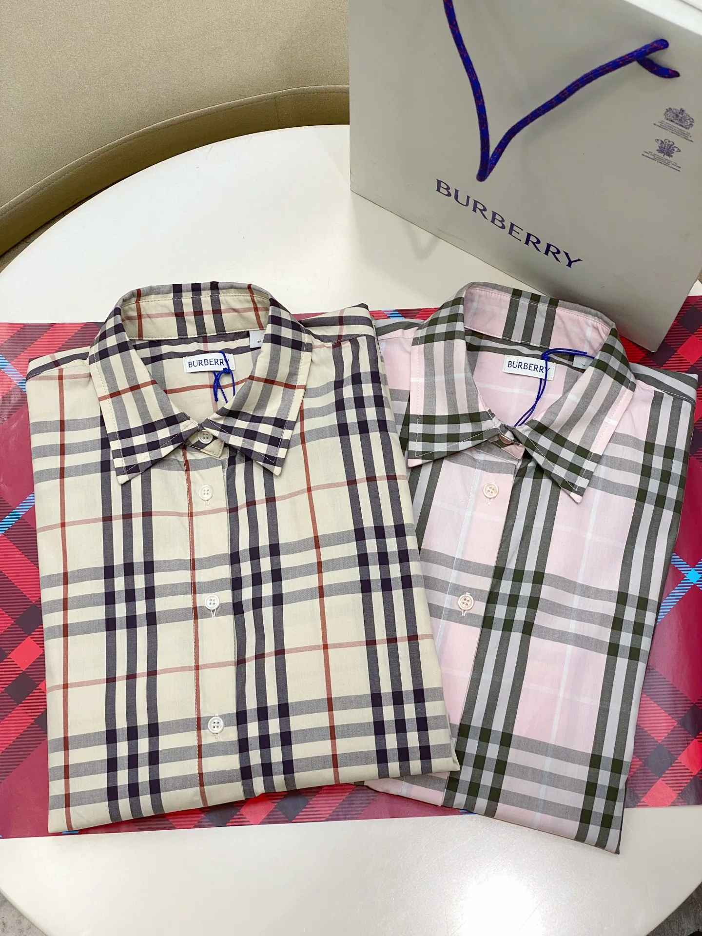 Рубашки Женские Burberry 17612919