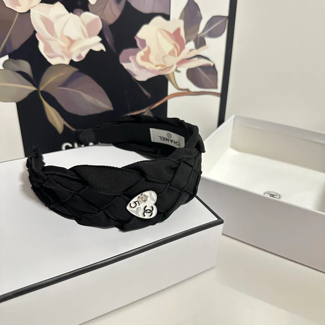 Головные Уборы Chanel 11469204