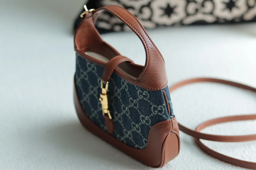Классические Сумки Женские Gucci 2396792