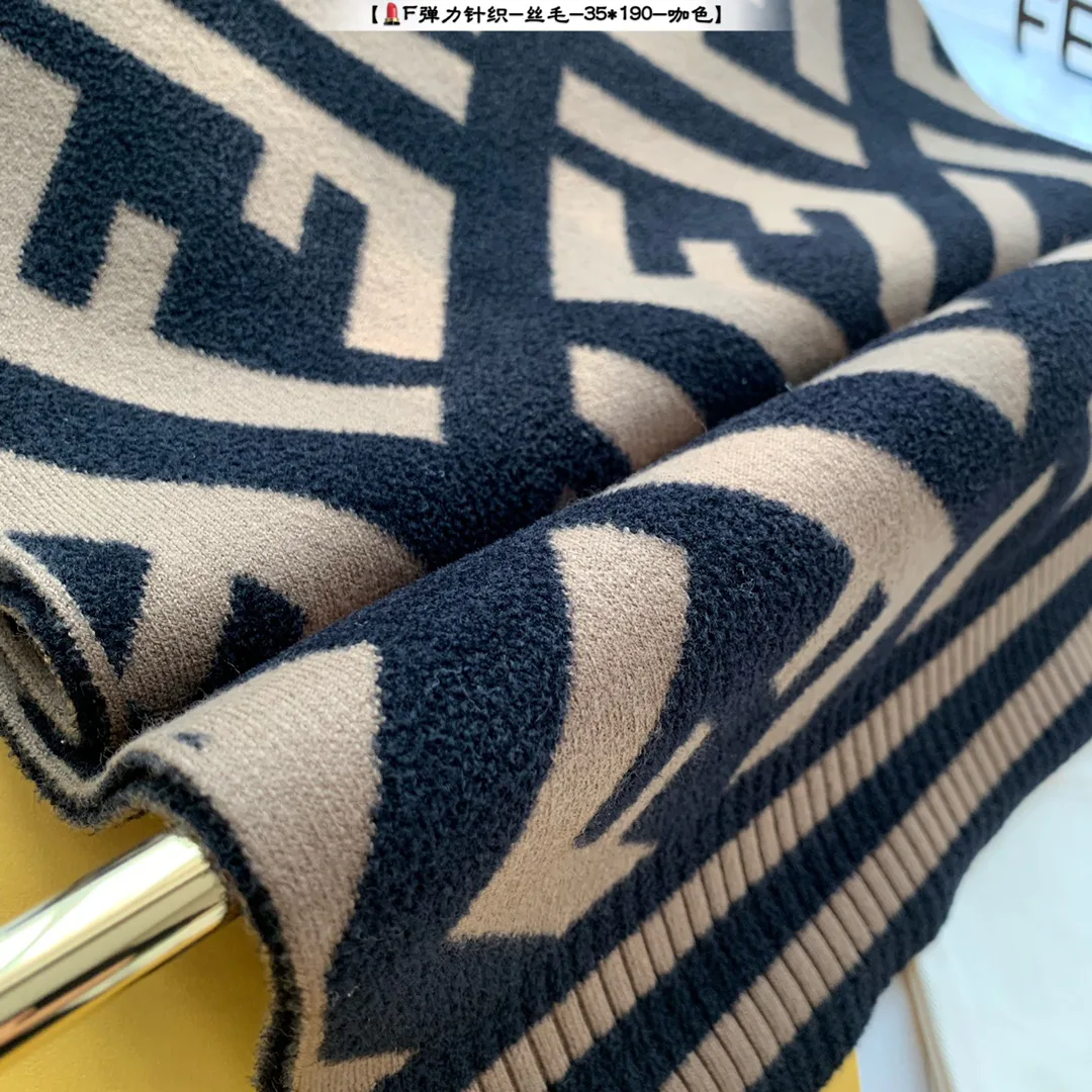 Шарфы Fendi 1547483