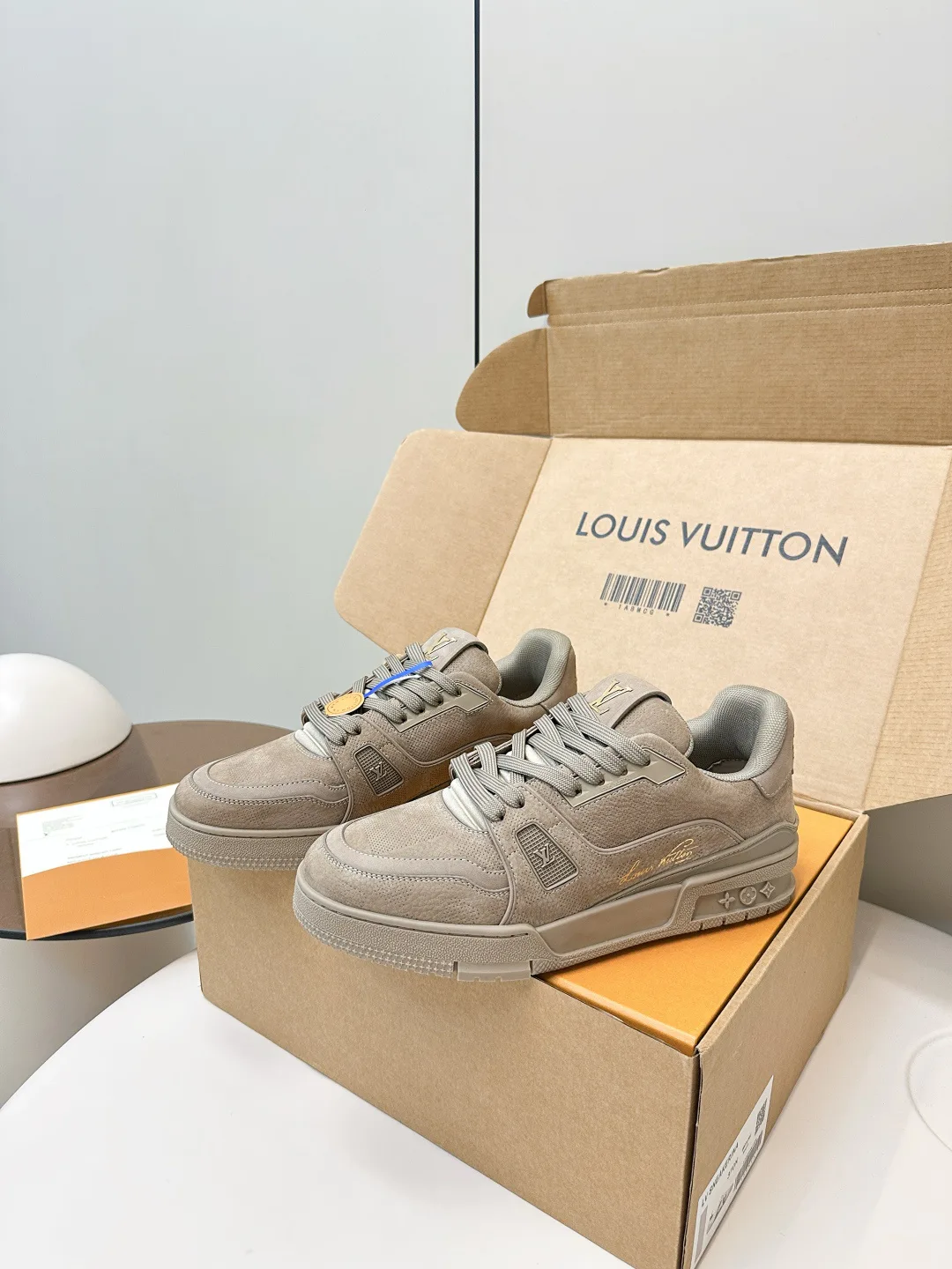 Кроссовки Женские Louis Vuitton 11778724