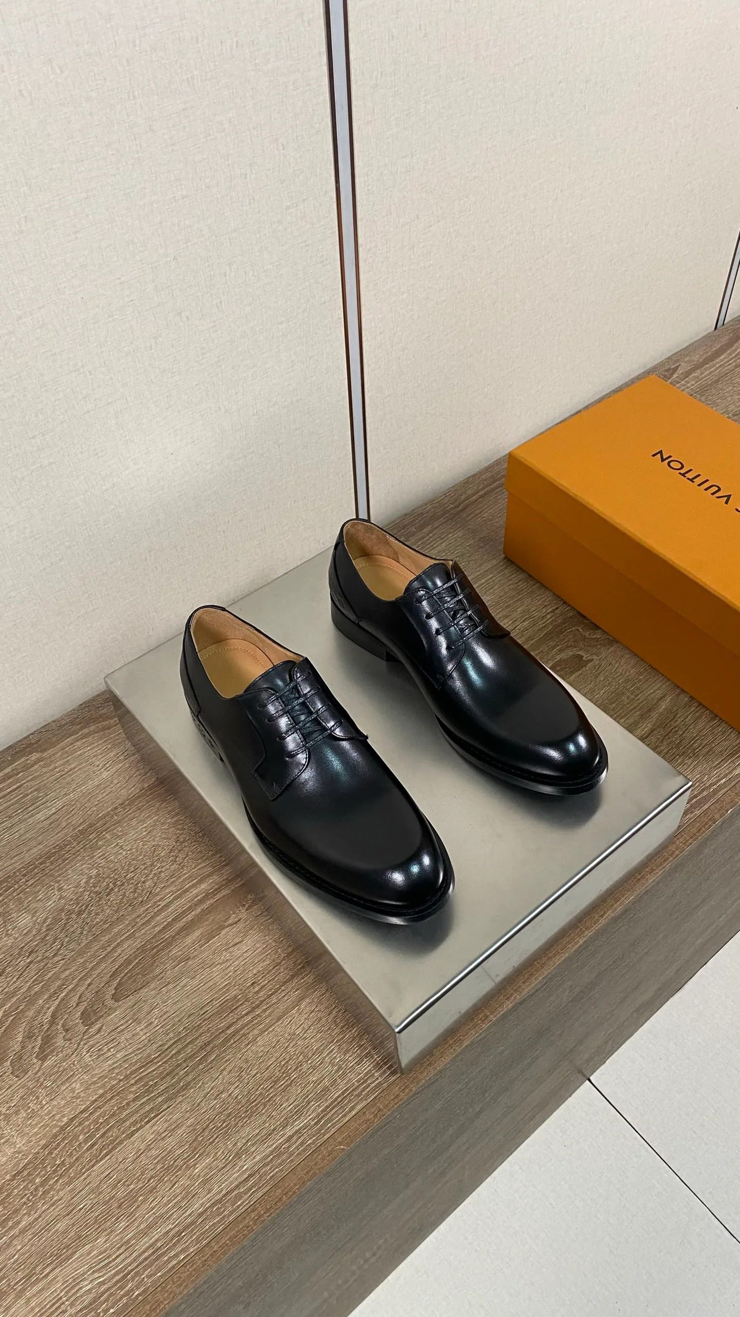 Лоферы И Туфли Мужские Louis Vuitton 18078674