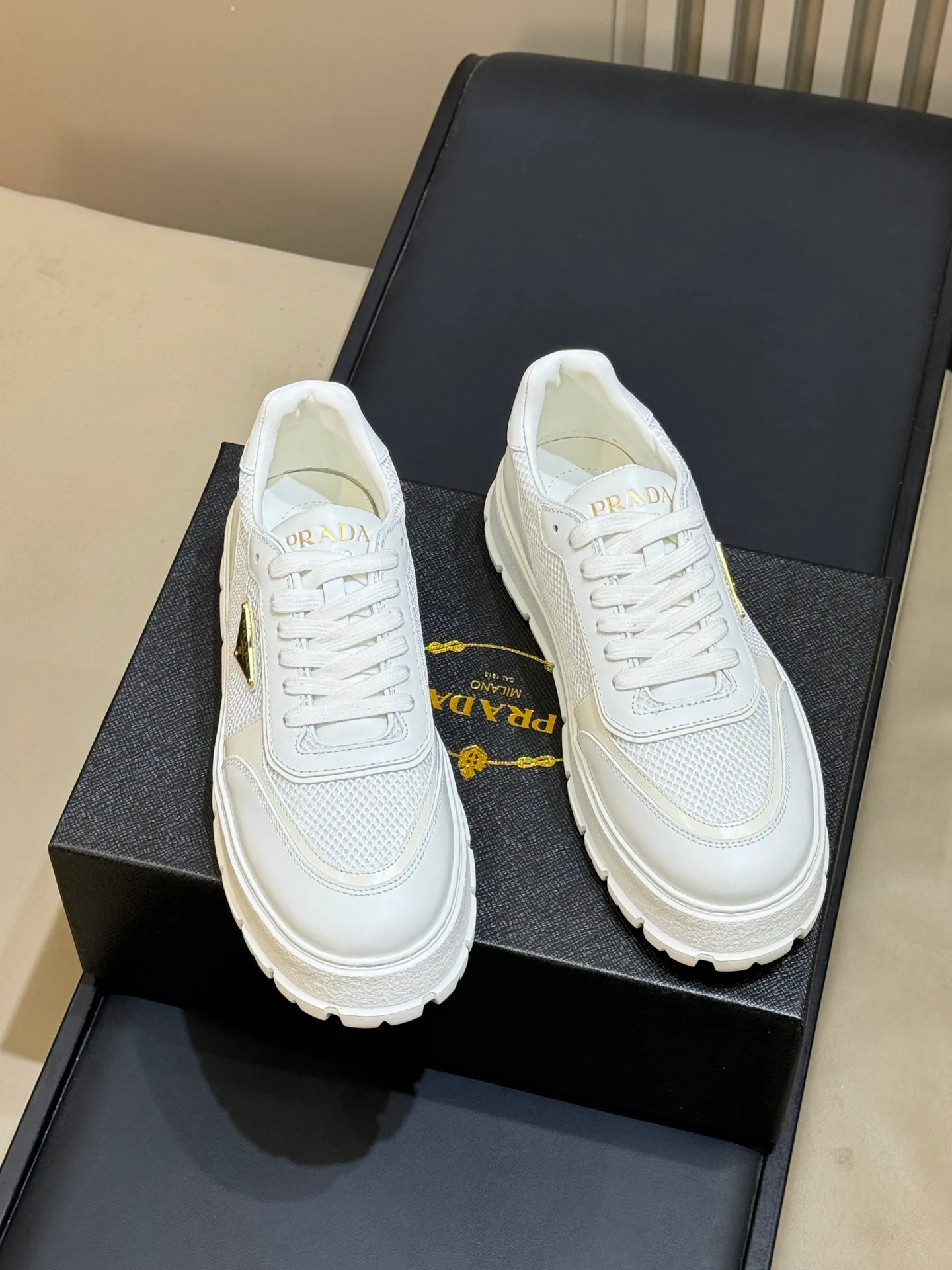 Кроссовки Мужские Prada 17915325