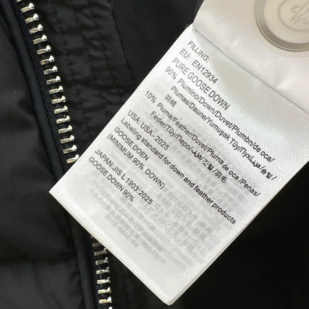 Куртки И Пуховики Женские Moncler 18489458