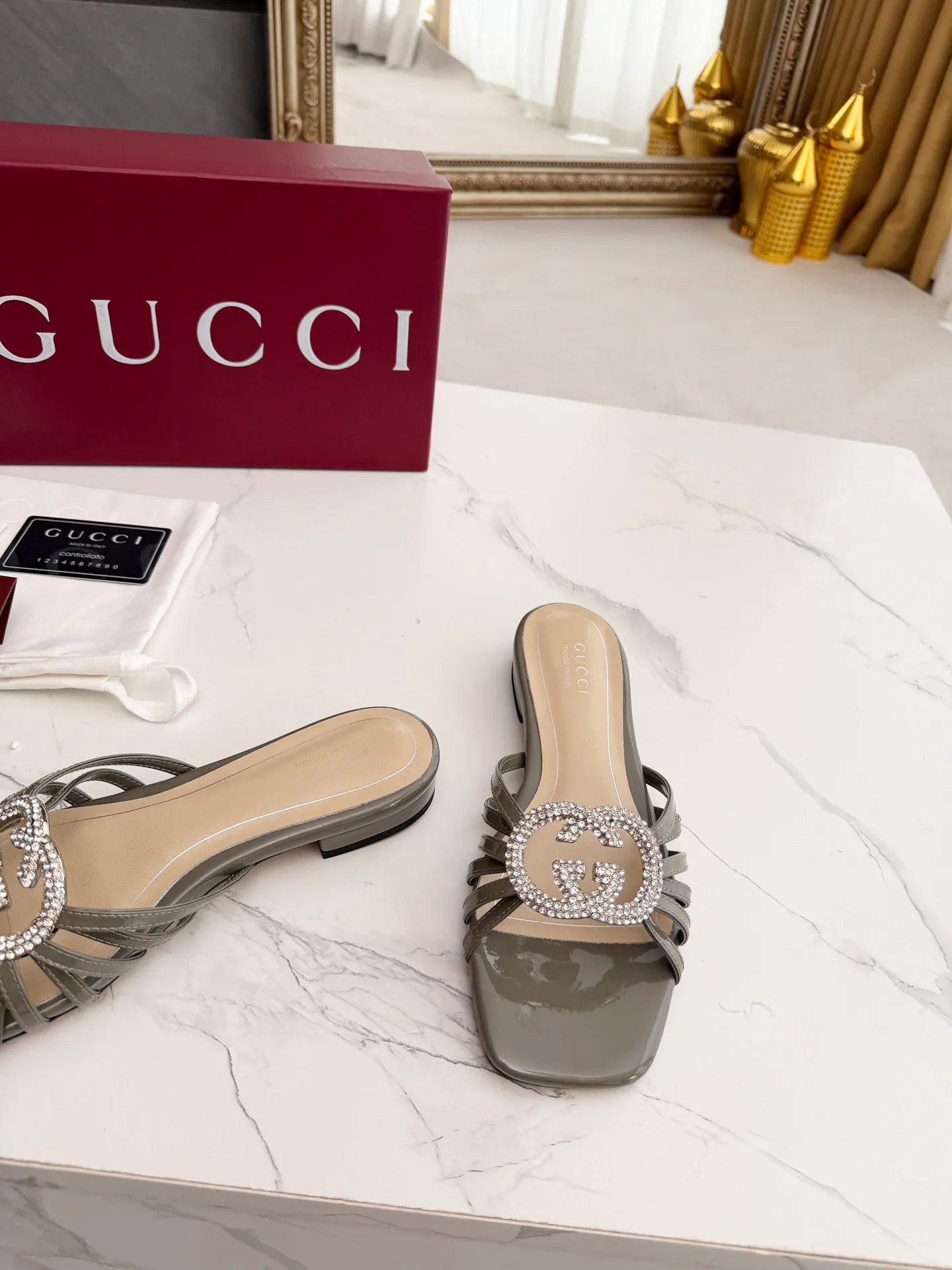 Шлепанцы Женские Gucci 556092