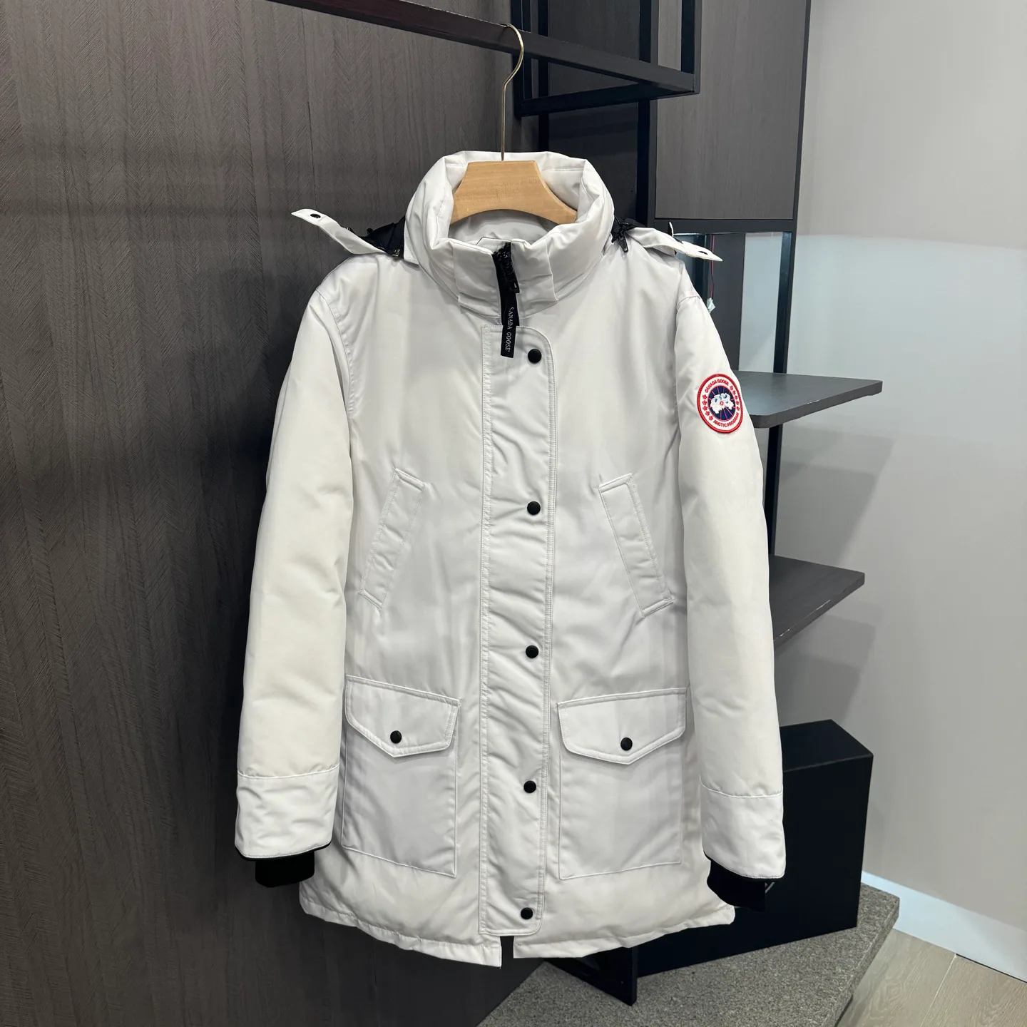 Куртки И Пуховики Женские Canada Goose 18845566