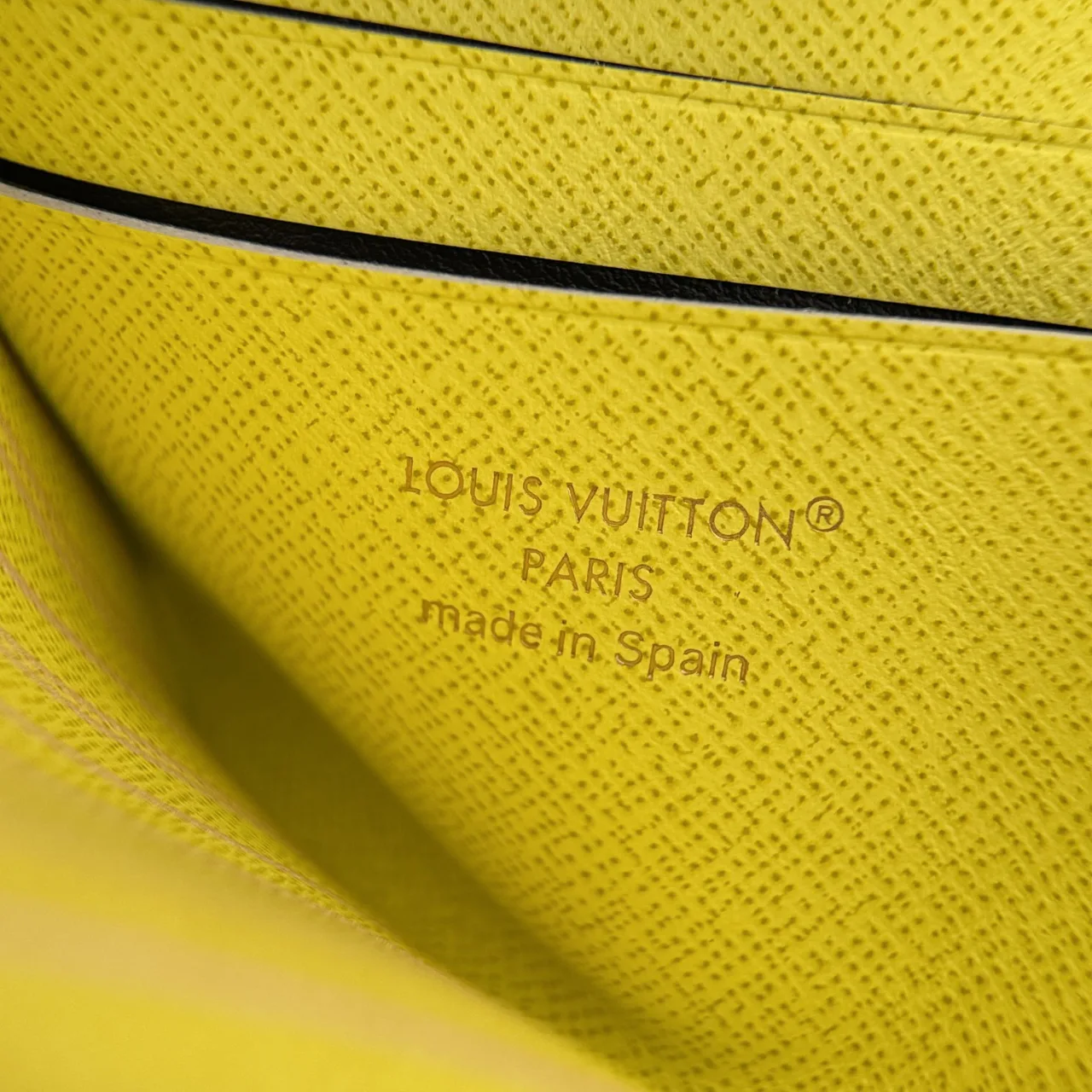 Клатчи Женские Louis Vuitton 18315125