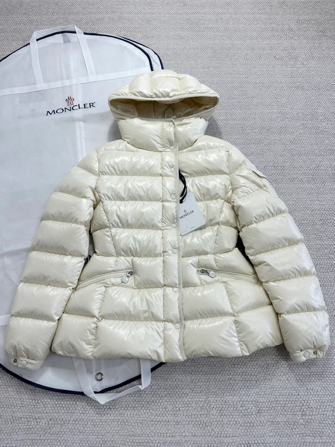 Куртки И Пуховики Женские Moncler 18794661