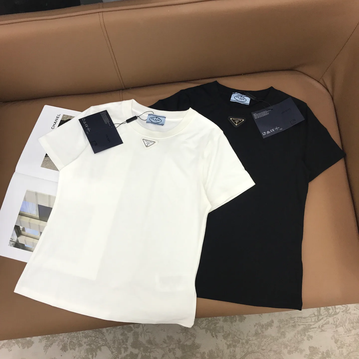 Футболки Женские Prada 5183787