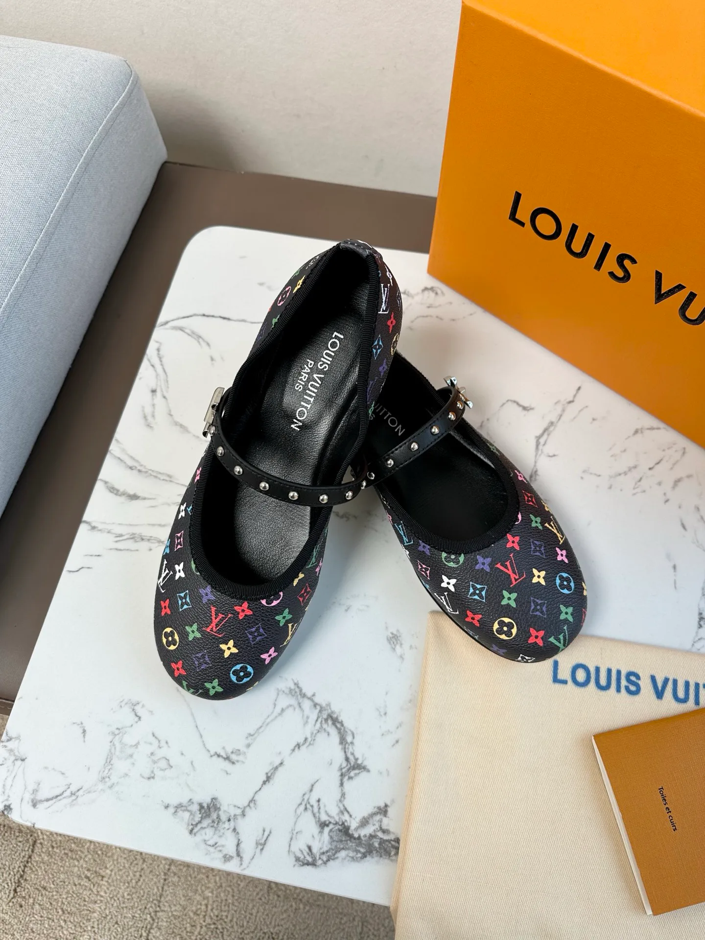 Балетки Женские Louis Vuitton 23237