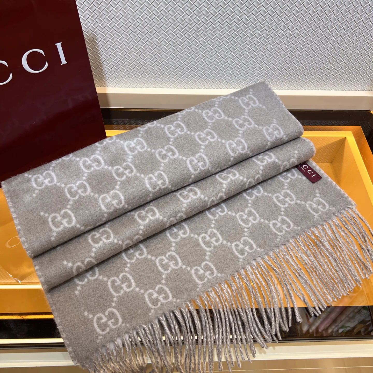 Шарфы Gucci 4337685