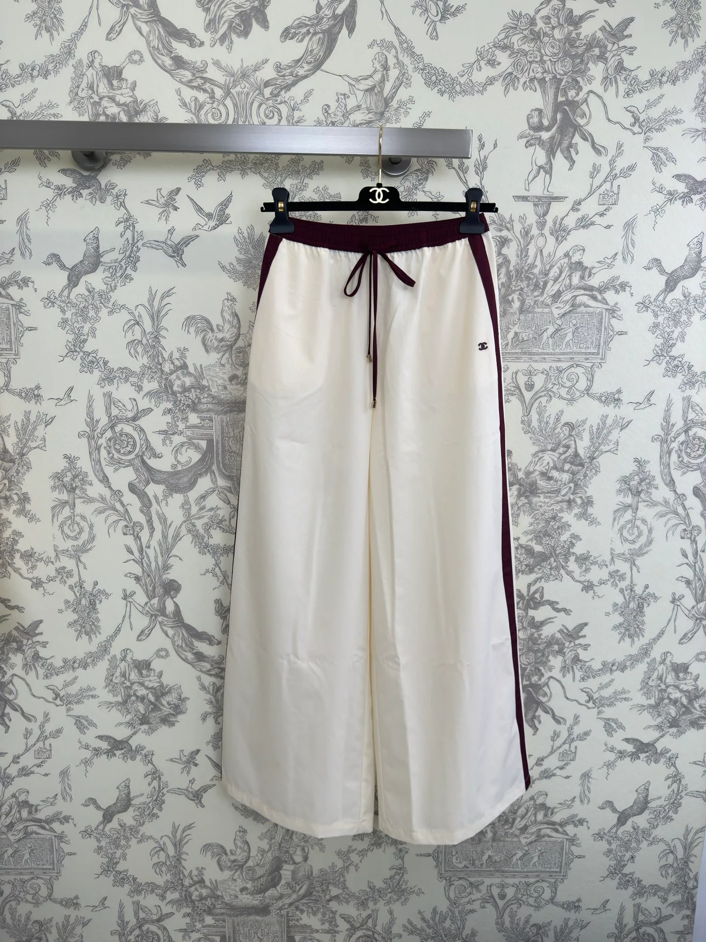 Костюмы Женские Chanel 11239709