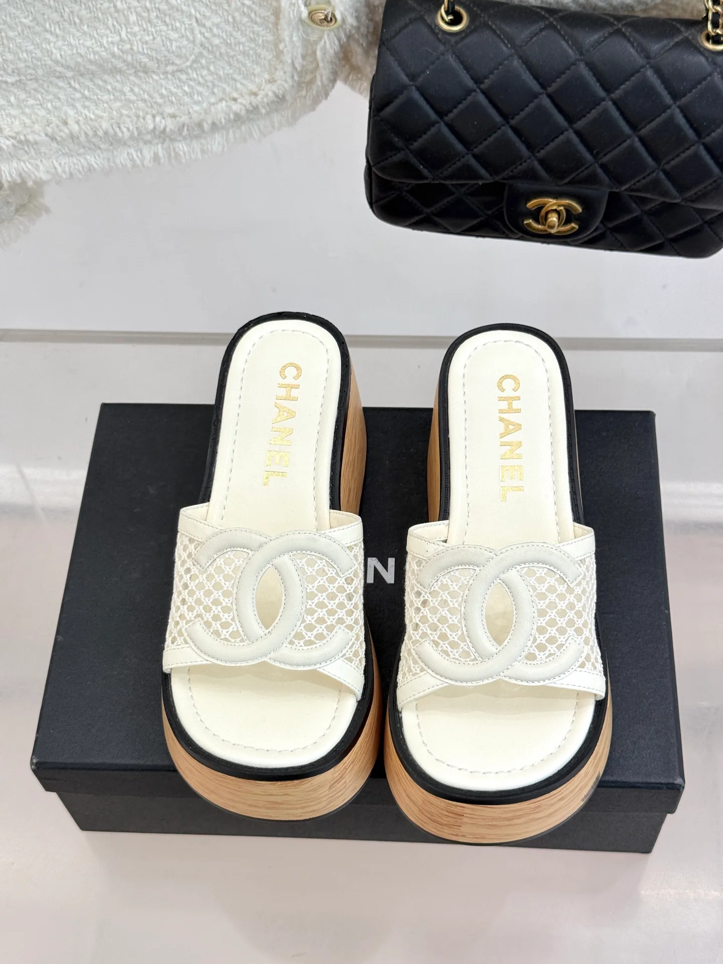 Сандалии Женские Chanel 13269247