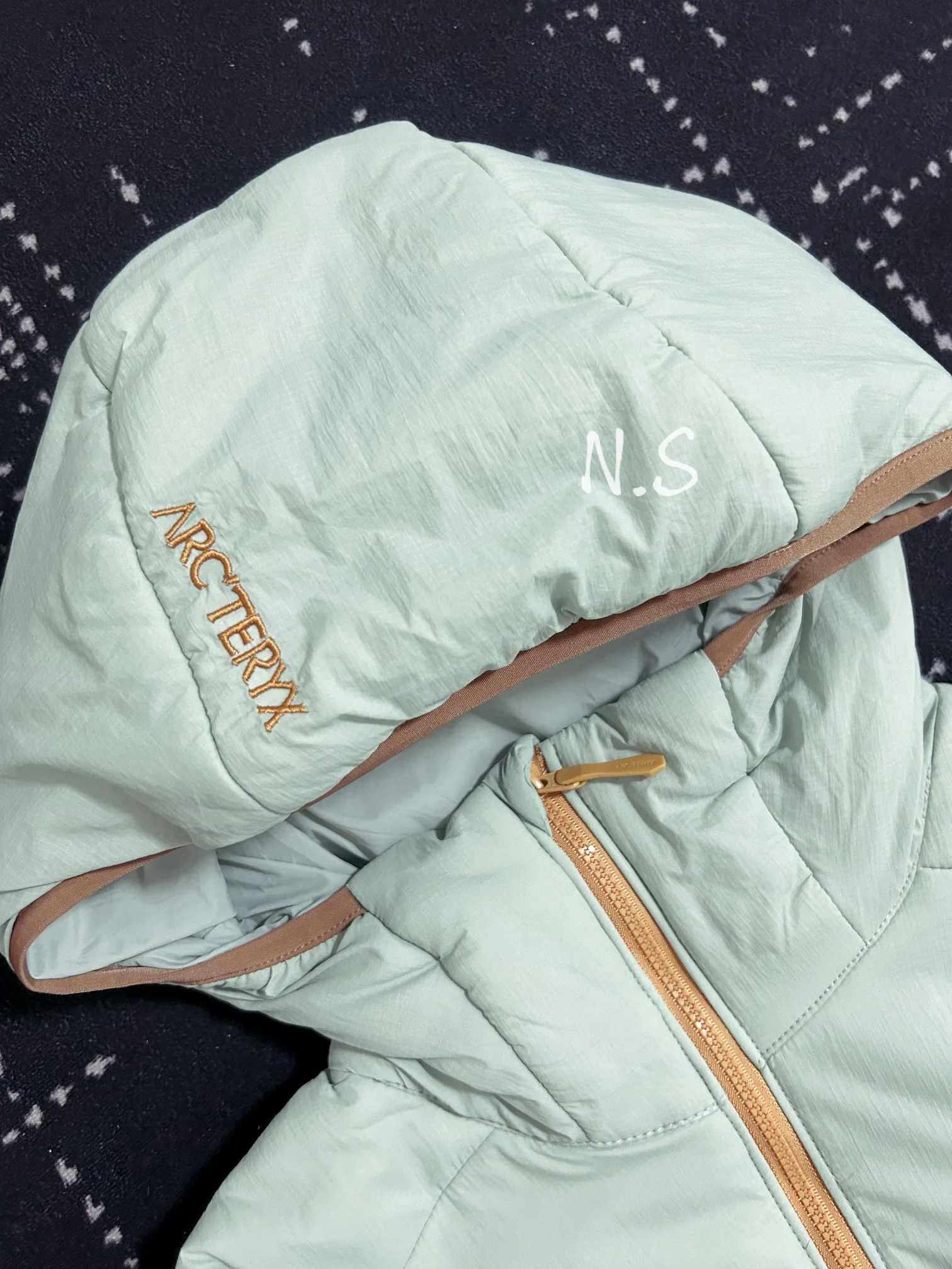 Куртки И Пуховики Женские Arcteryx 18681152