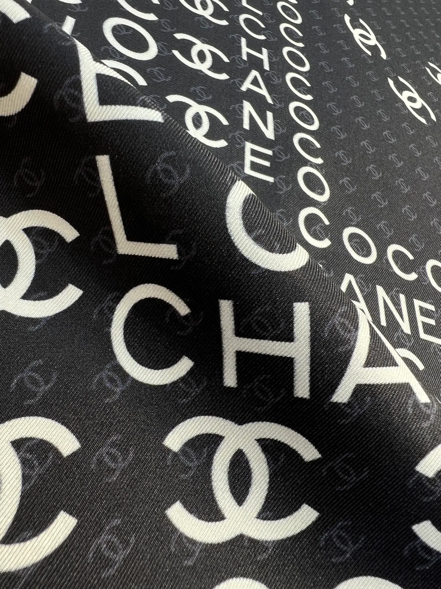 Платки Chanel 11613494