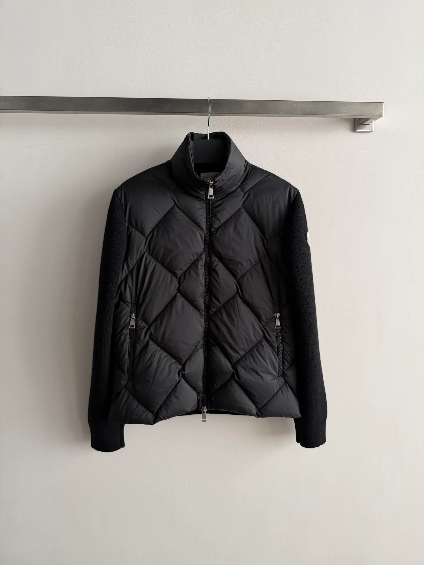 Куртки И Пуховики Женские Moncler 18769819