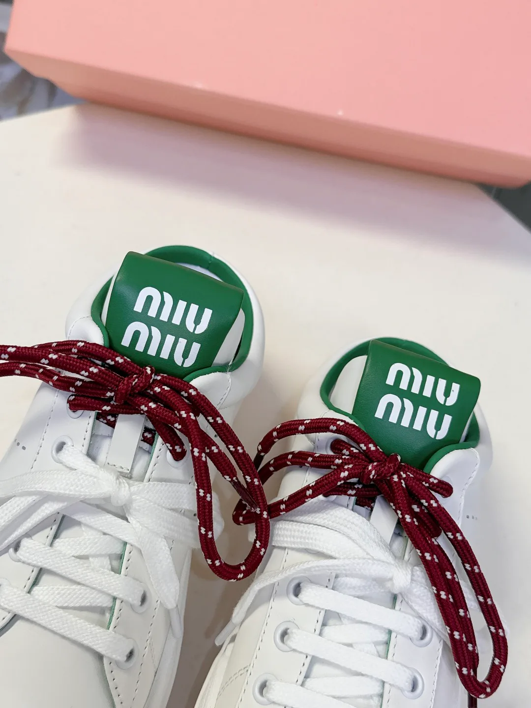 Кроссовки Женские Miu Miu 17589328