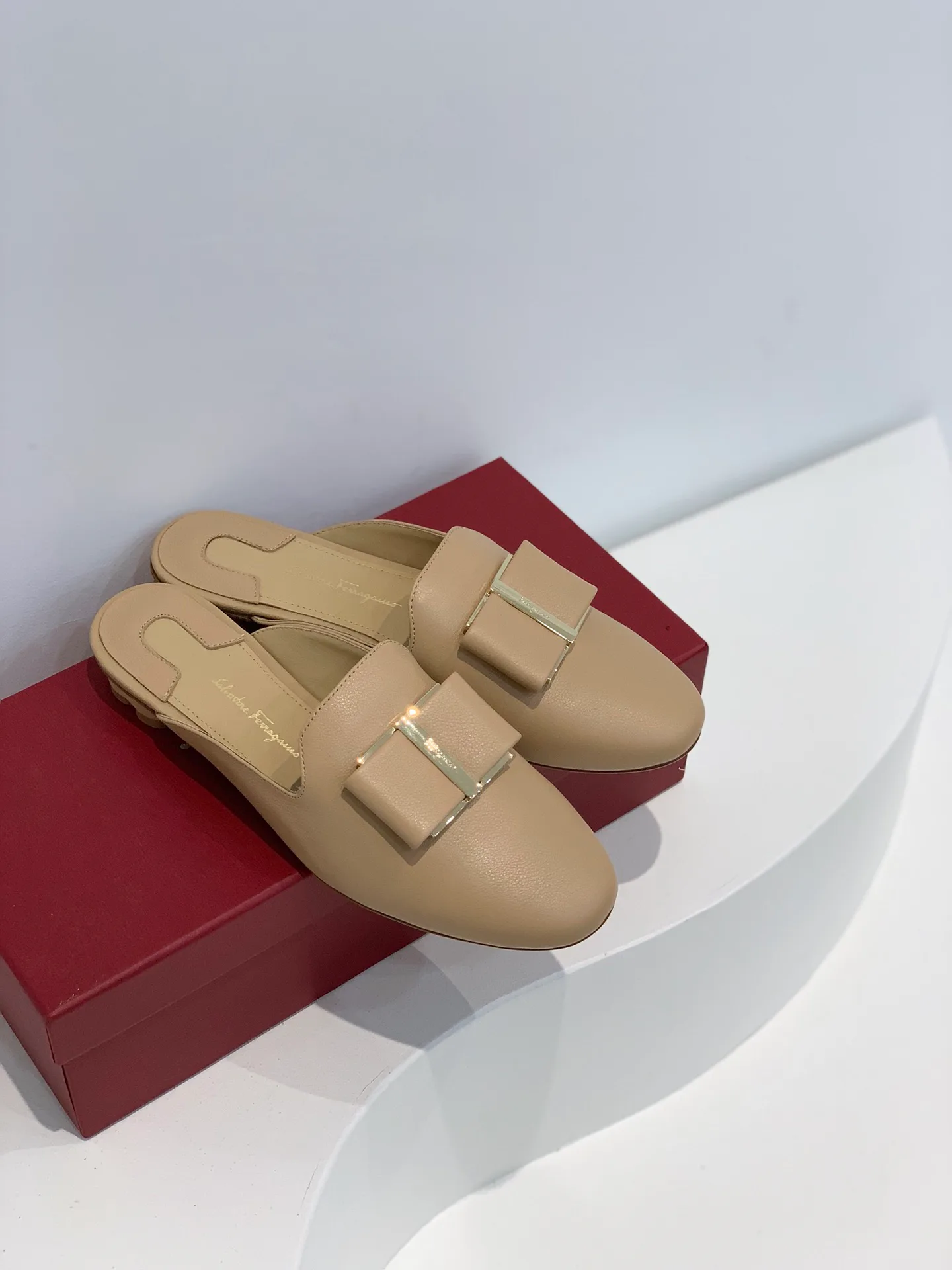 Мюли И Сабо Женские Salvatore Ferragamo 11675500