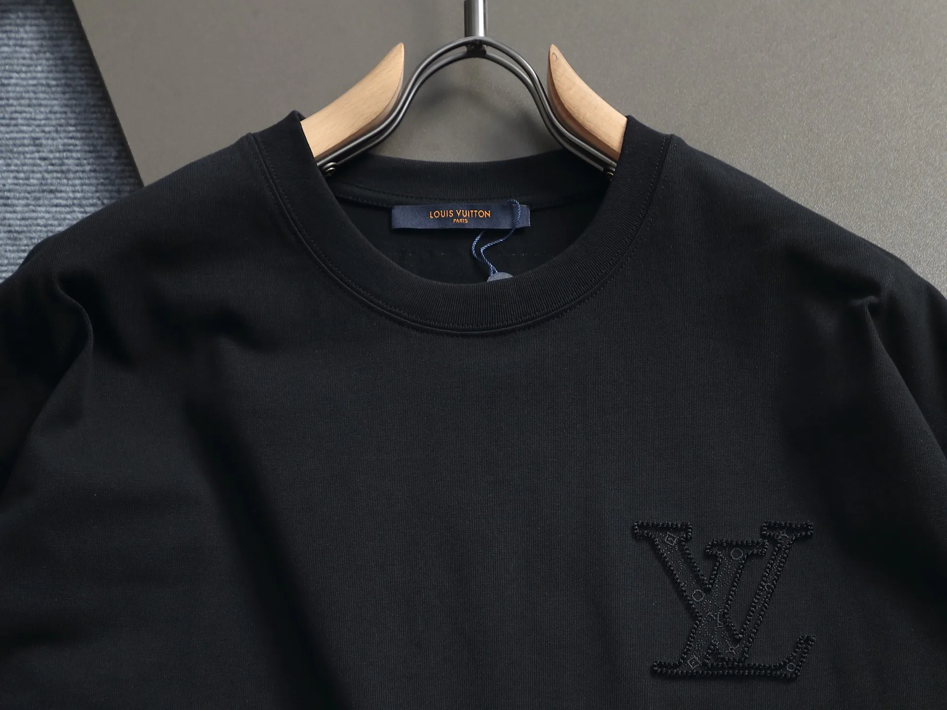Футболки Женские Louis Vuitton 5405526