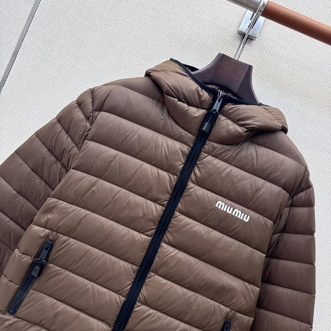 Куртки И Пуховики Женские Miu Miu 18398187