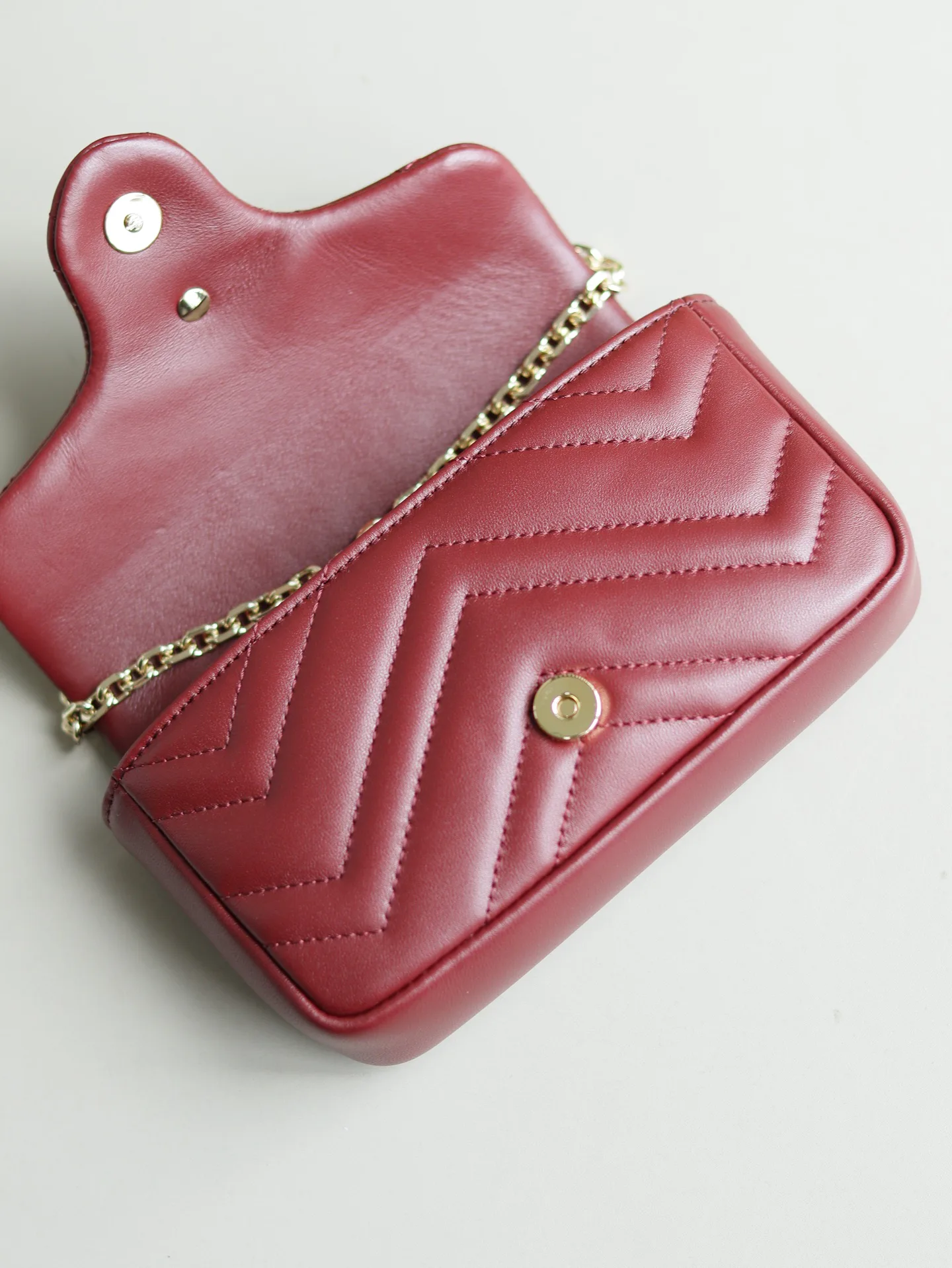 Классические Сумки Женские Gucci 12721366