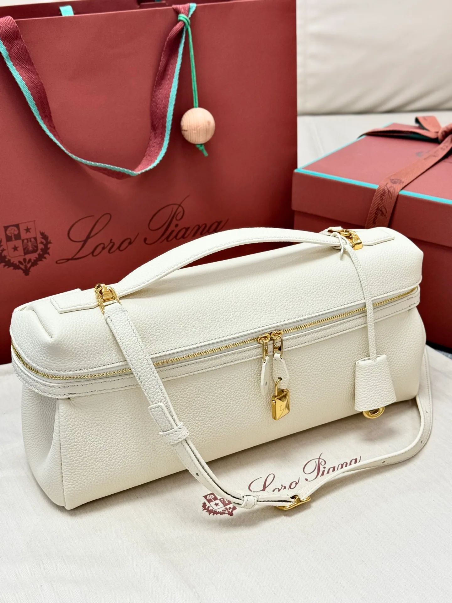 Классические Сумки Женские Loro Piana 11472663