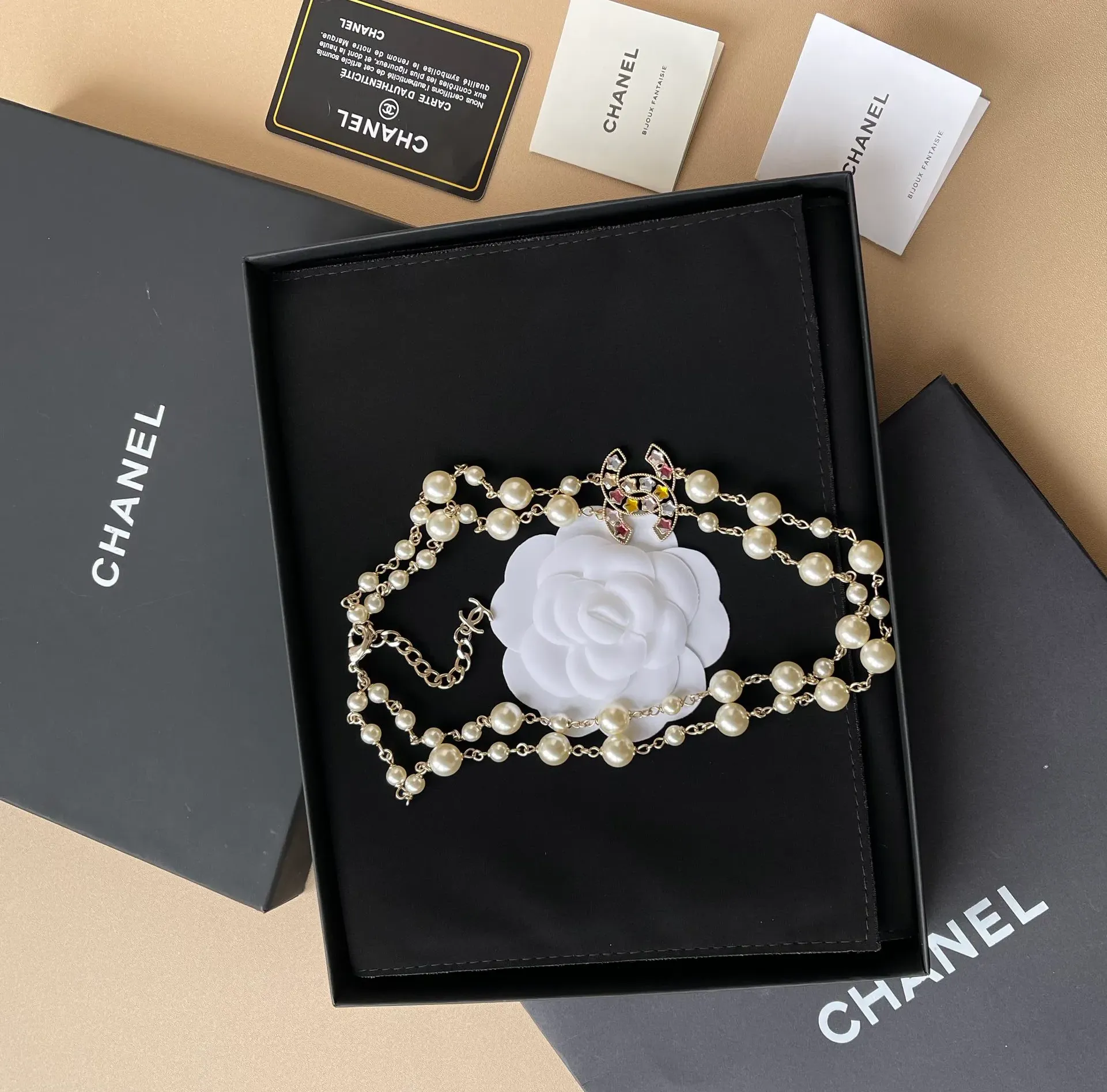 Бижутерия Chanel 19345