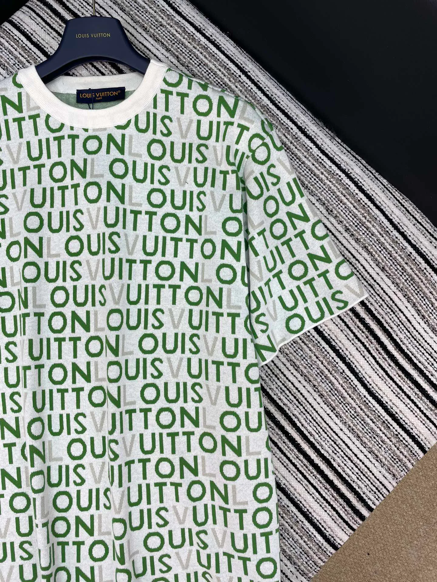 Футболки Женские Louis Vuitton 528024