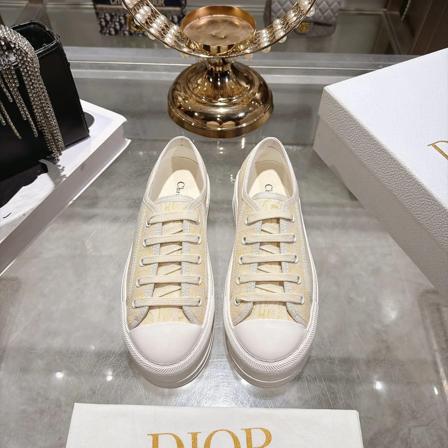 Кроссовки Женские Christian Dior 18764212