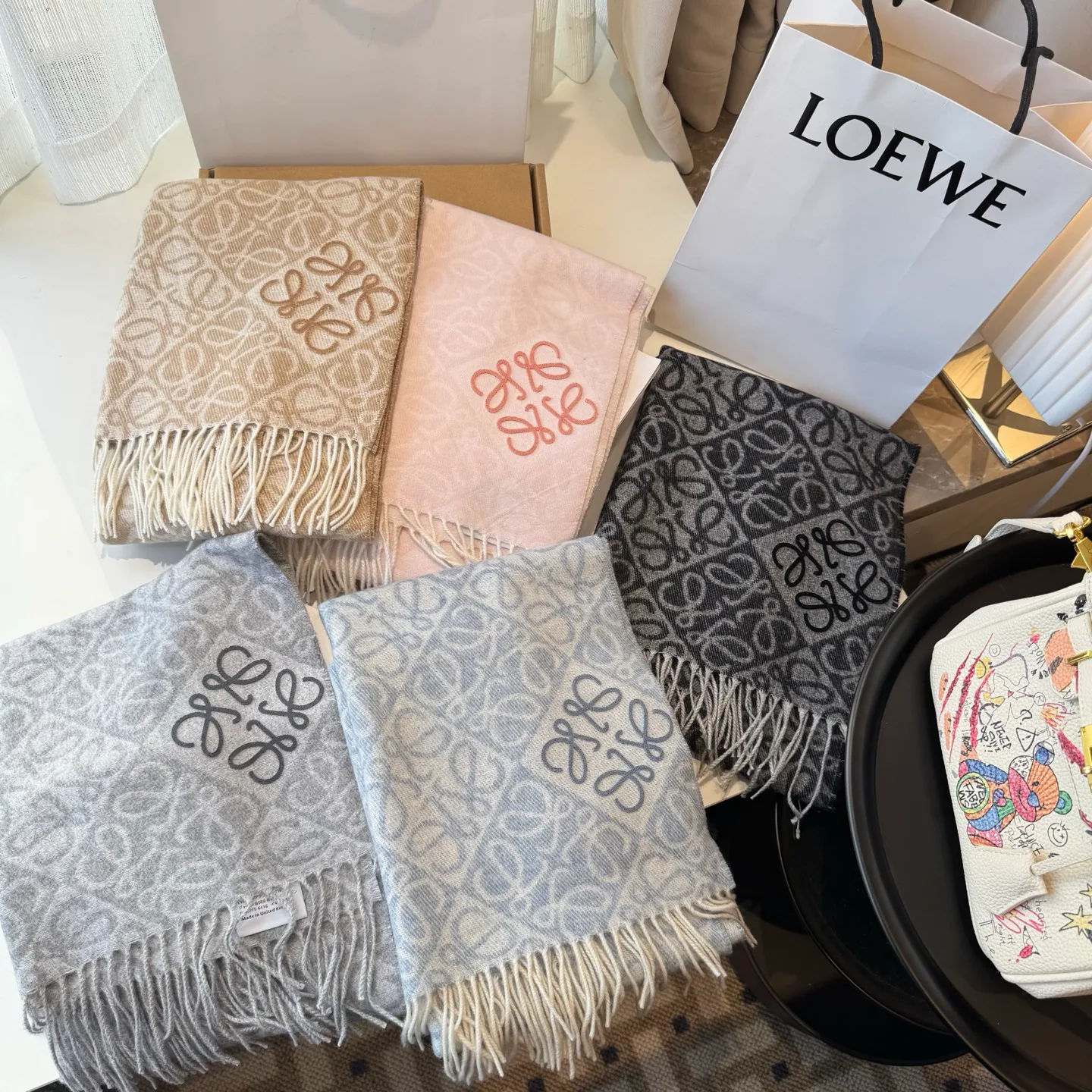 Шарфы Loewe 251405