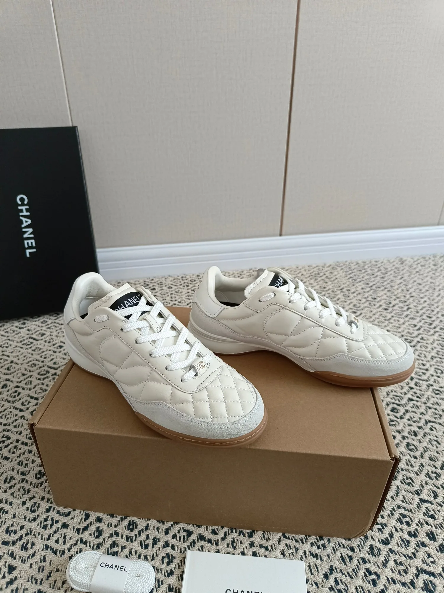 Кроссовки Женские Chanel 1285066