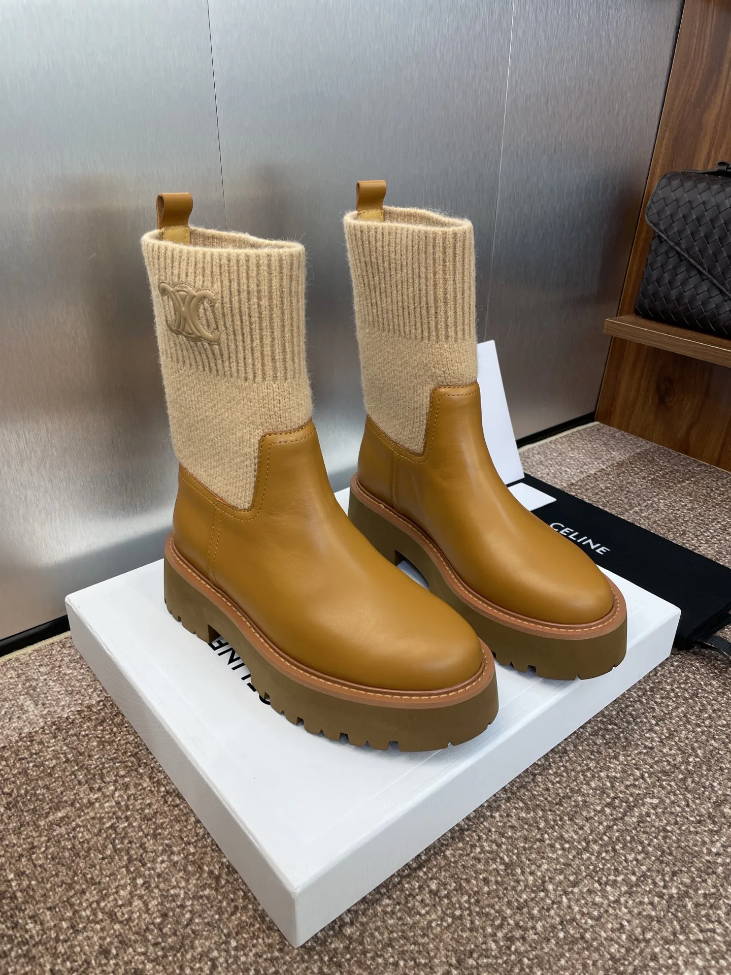 Ботинки Женские Celine 17275758