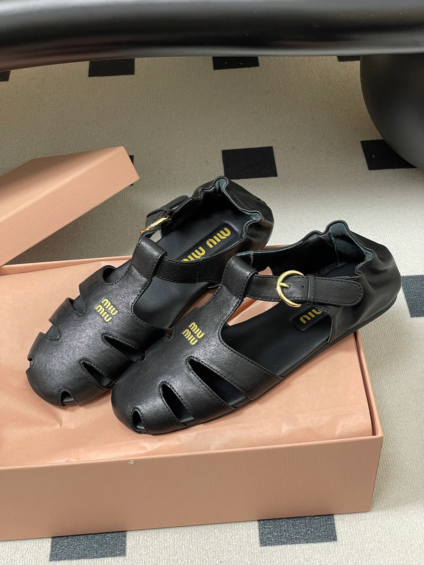 Сандалии Женские Miu Miu 4934136