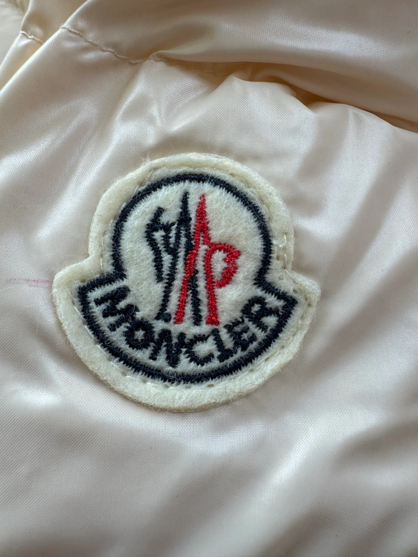 Куртки И Пуховики Женские Moncler 18829691