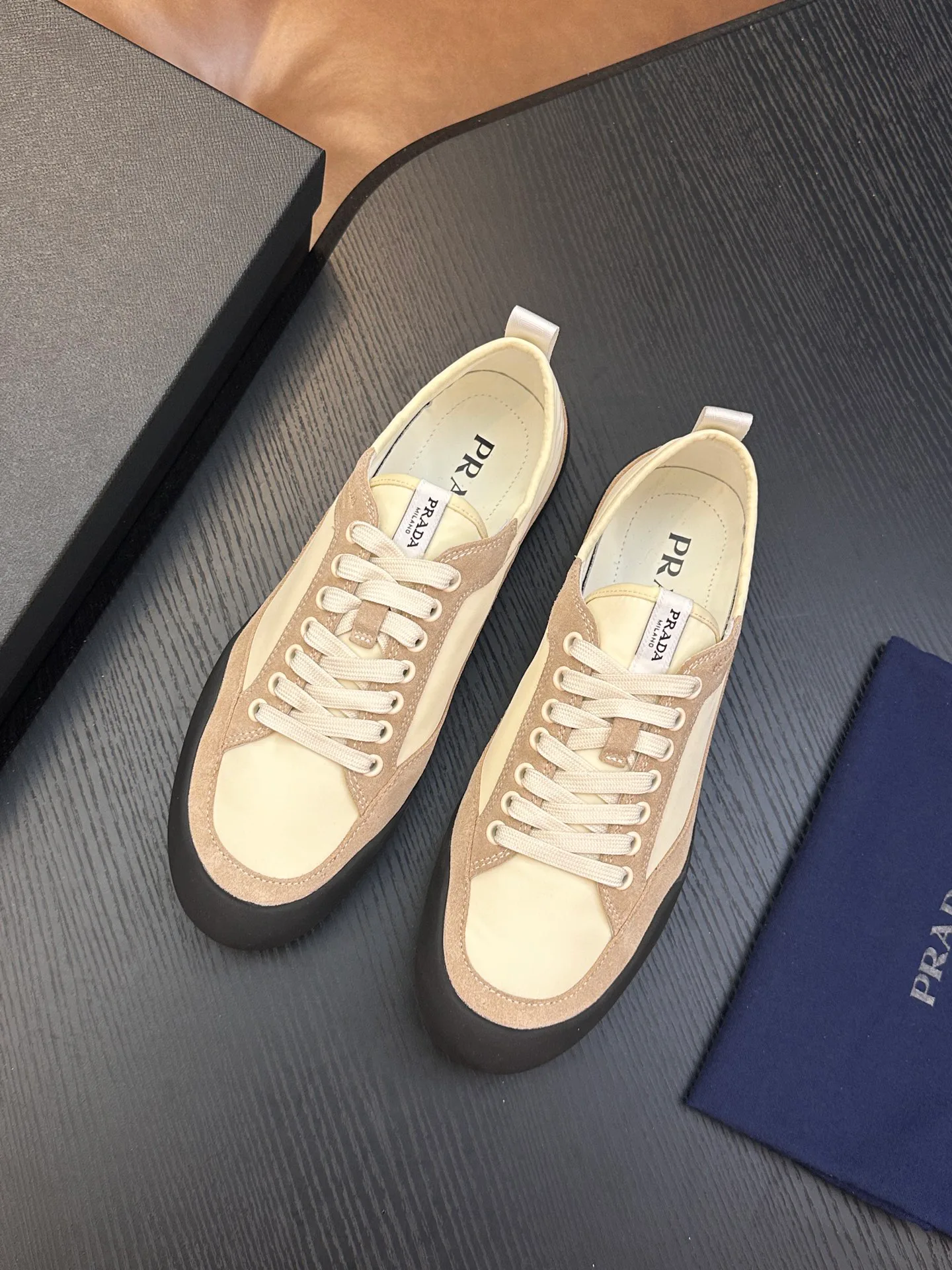 Кроссовки Мужские Prada 11858397