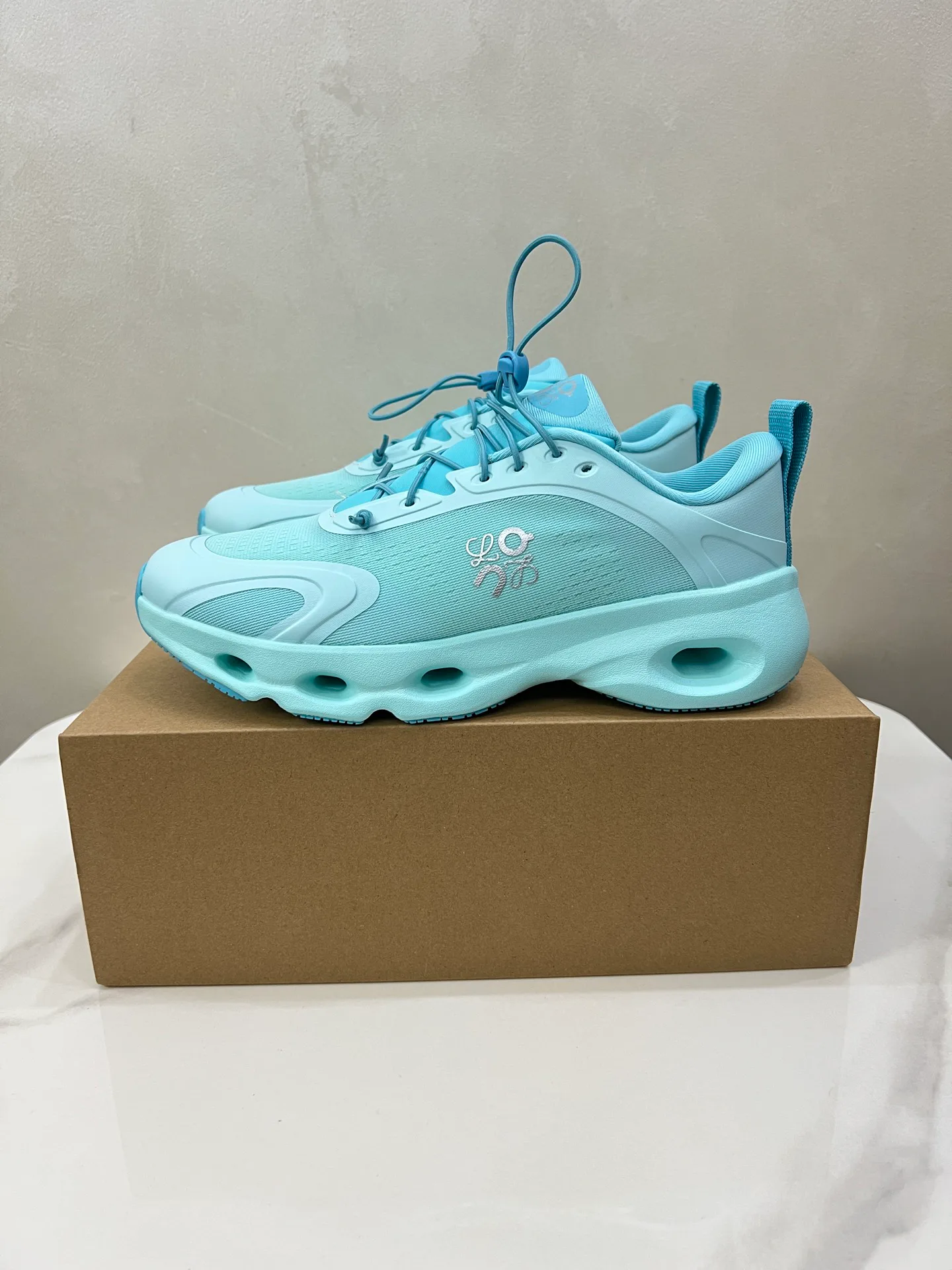 Кроссовки Женские Loewe 5344170