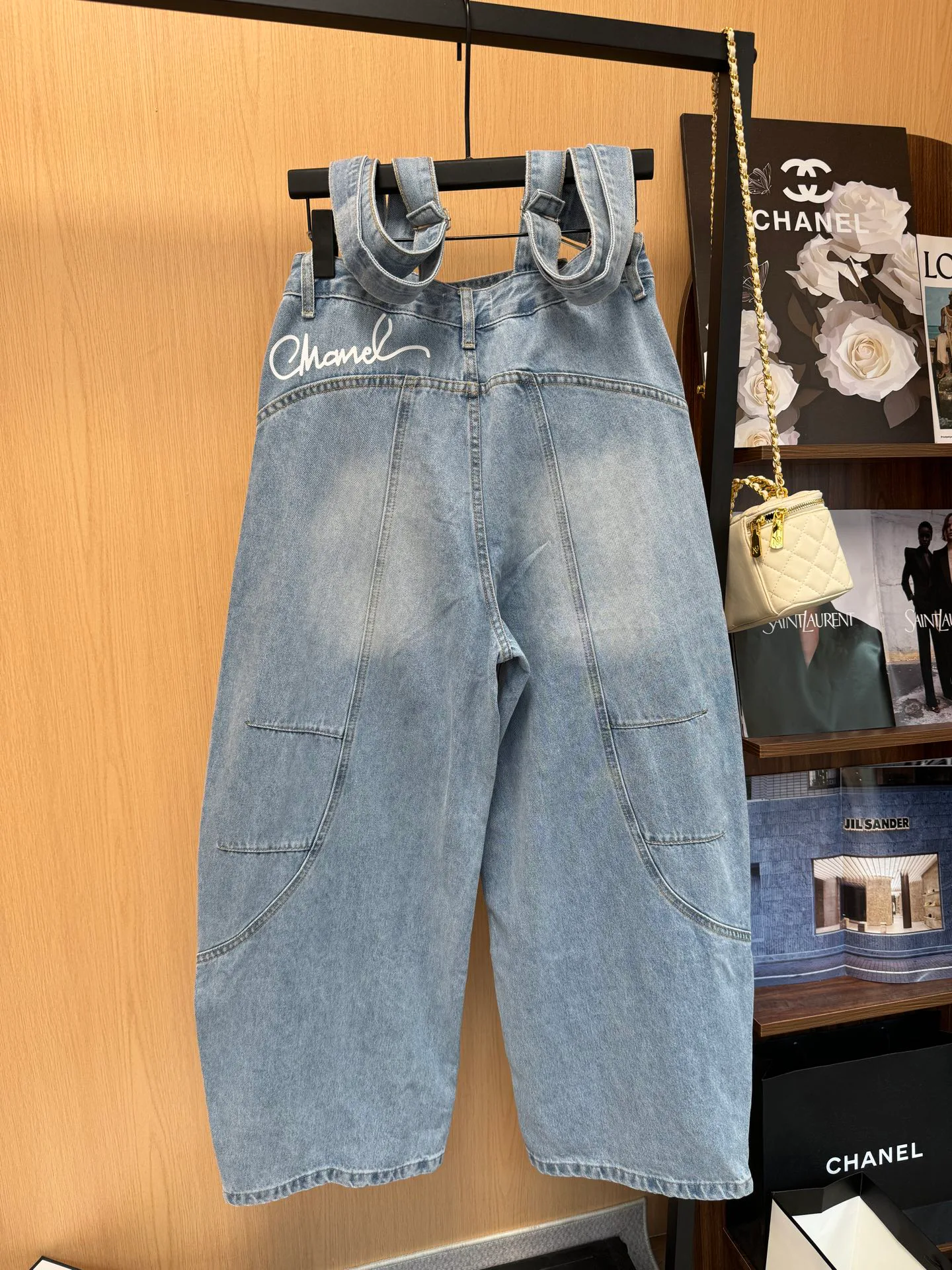Джинсы Женские Chanel 12592759