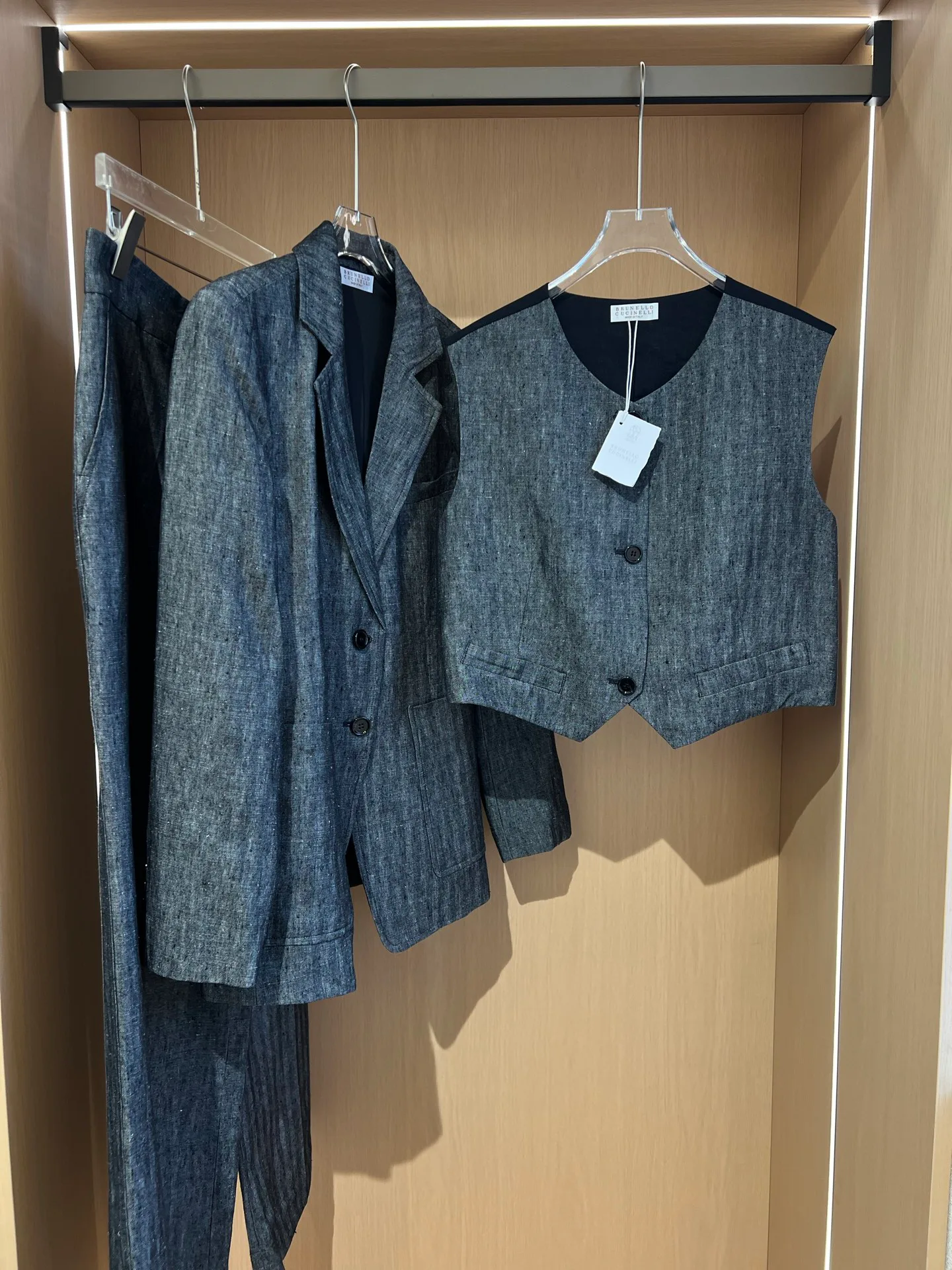 Костюмы Женские Brunello Cucinelli 11447072